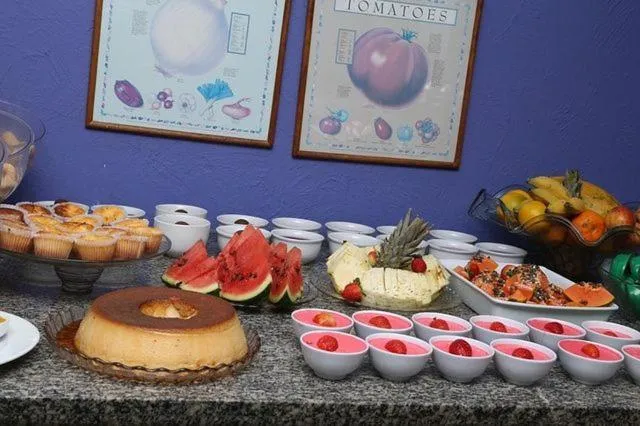 Breakfast in César Inn Juiz de Fora Hotel