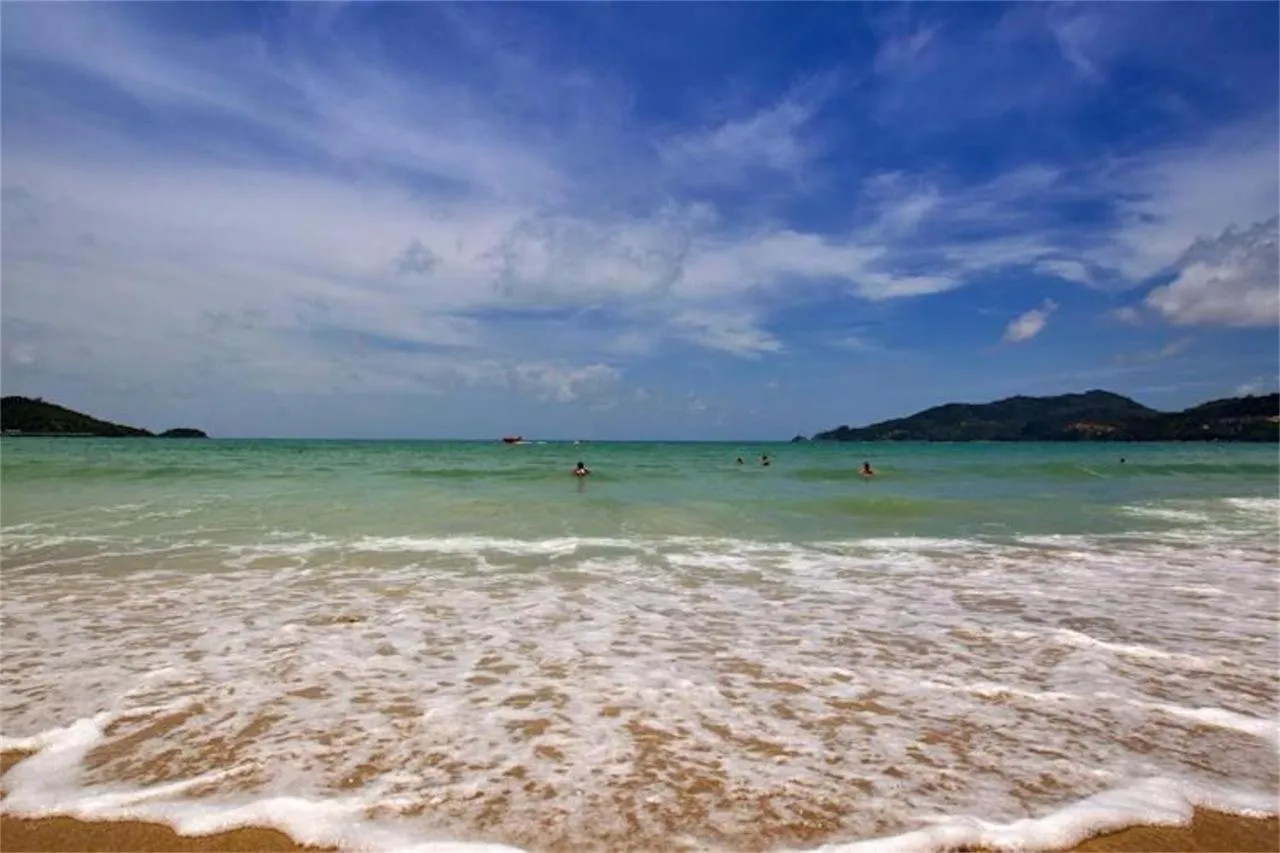 Beach in Art Patong Residence