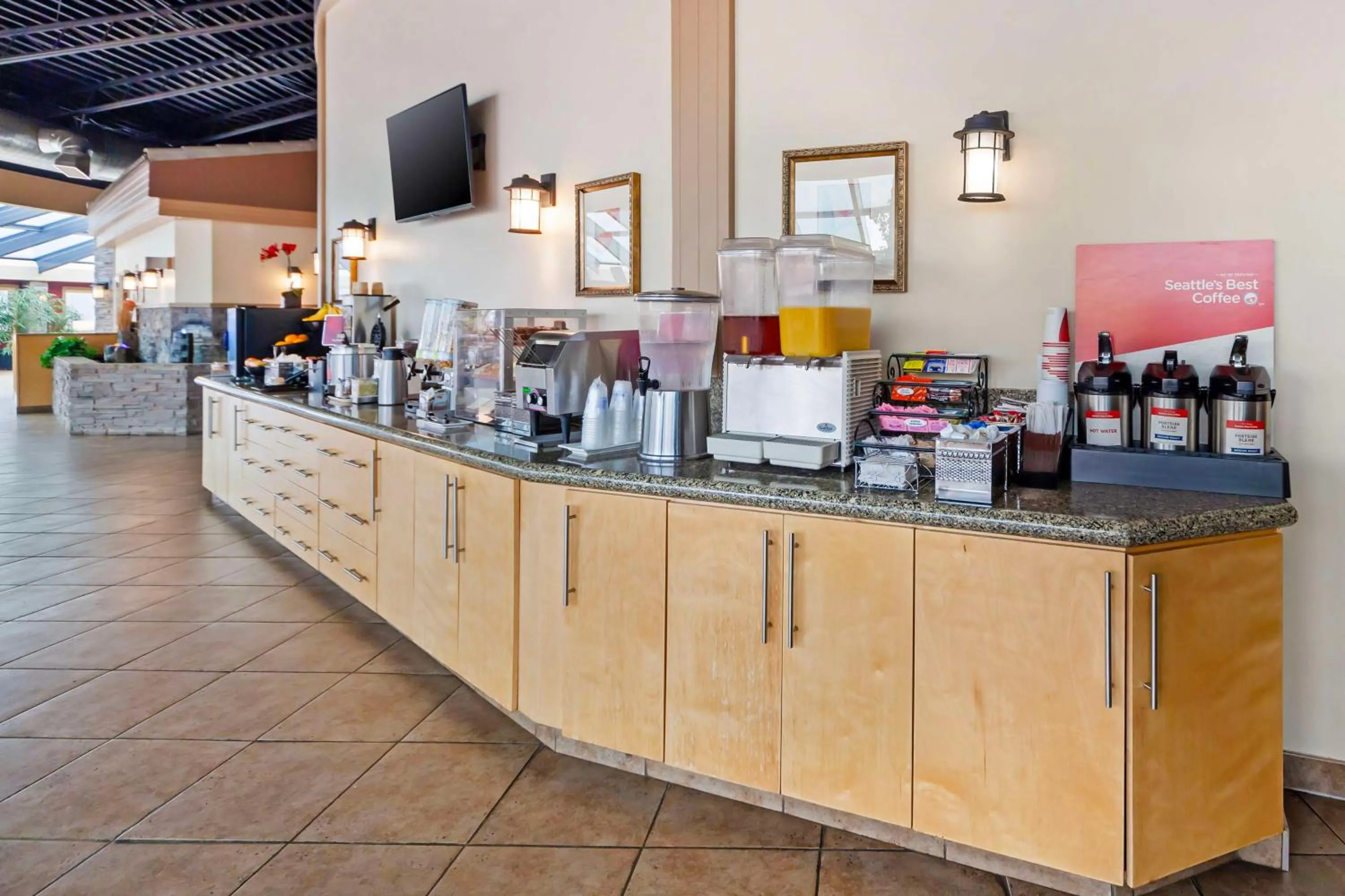 Breakfast in Best Western PLUS Mirage Hotel and Resort