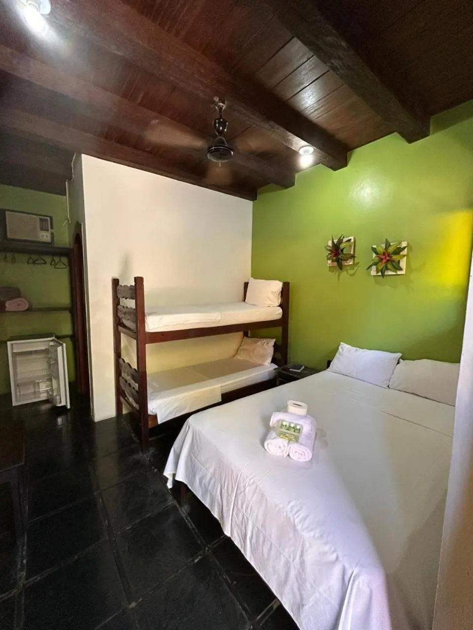 Photo of the whole room, Bed in Pousada Solar do Algarve