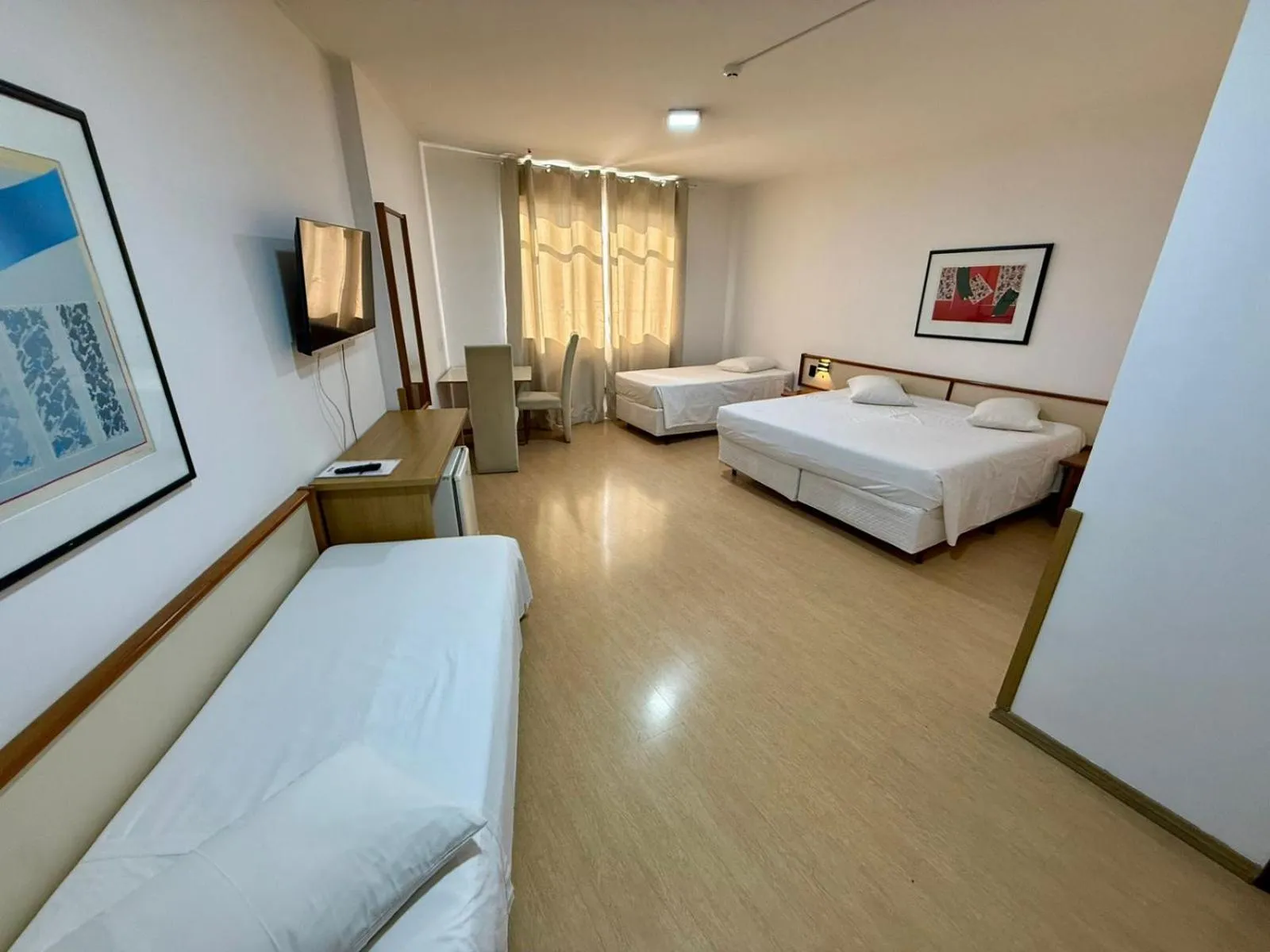 Photo of the whole room, Bed in César Park Hotel