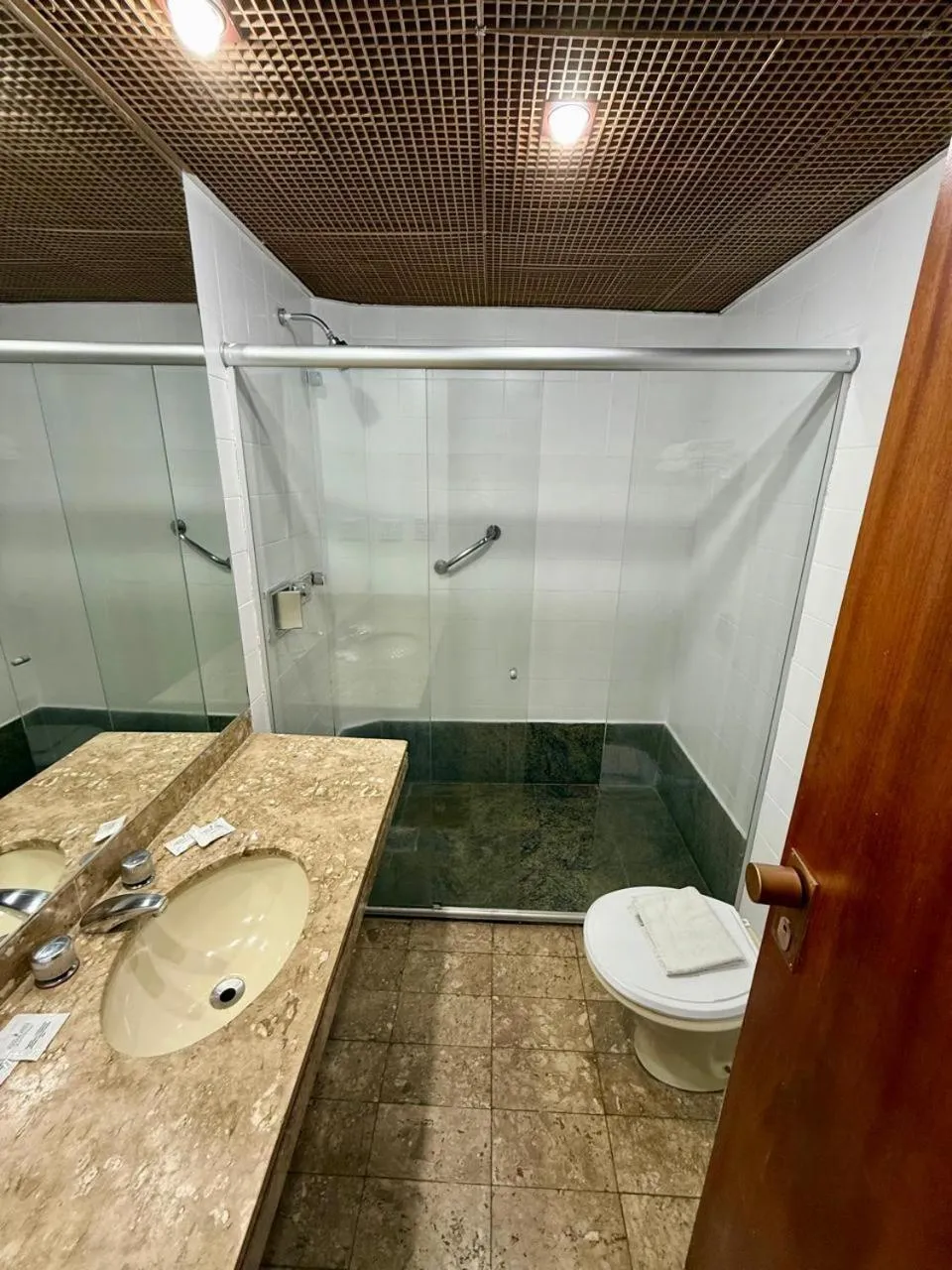 Bathroom in César Park Hotel