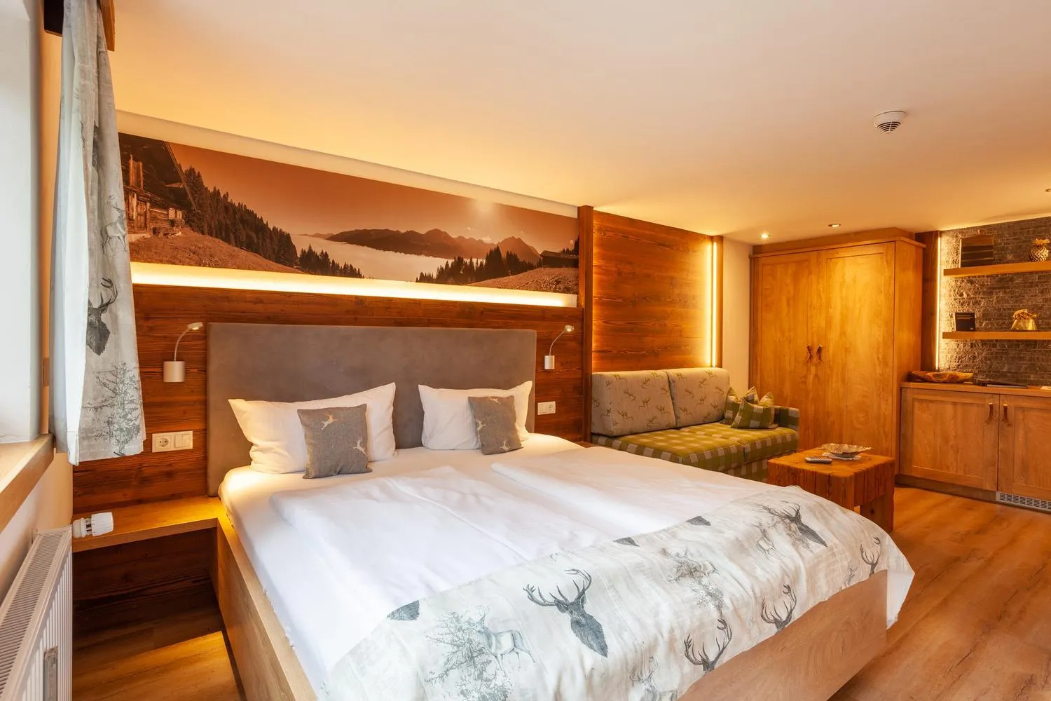 Bed in lustiger Hirsch