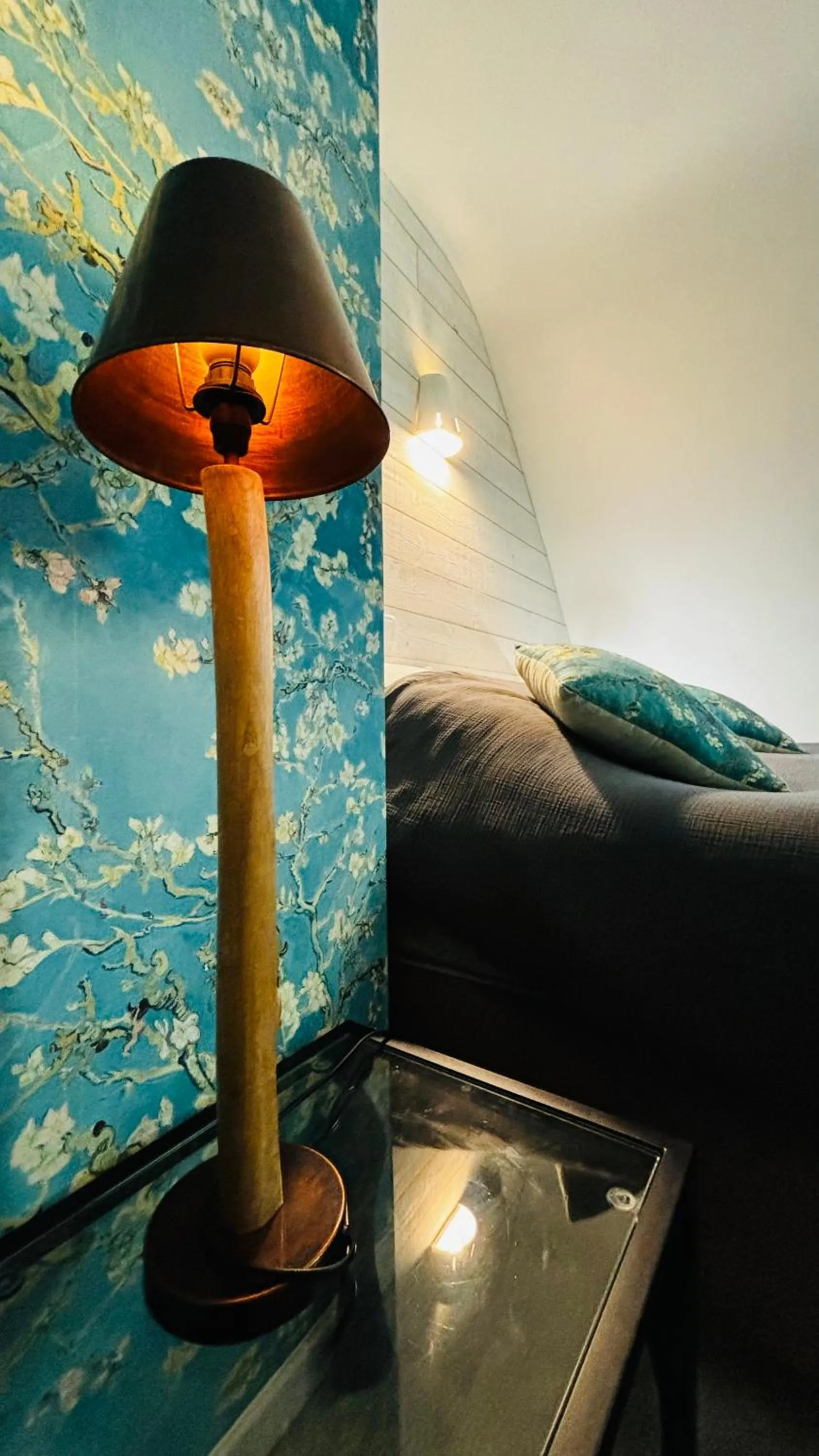 Decorative detail, Bed in Greenfield Chambres d'Hôtes