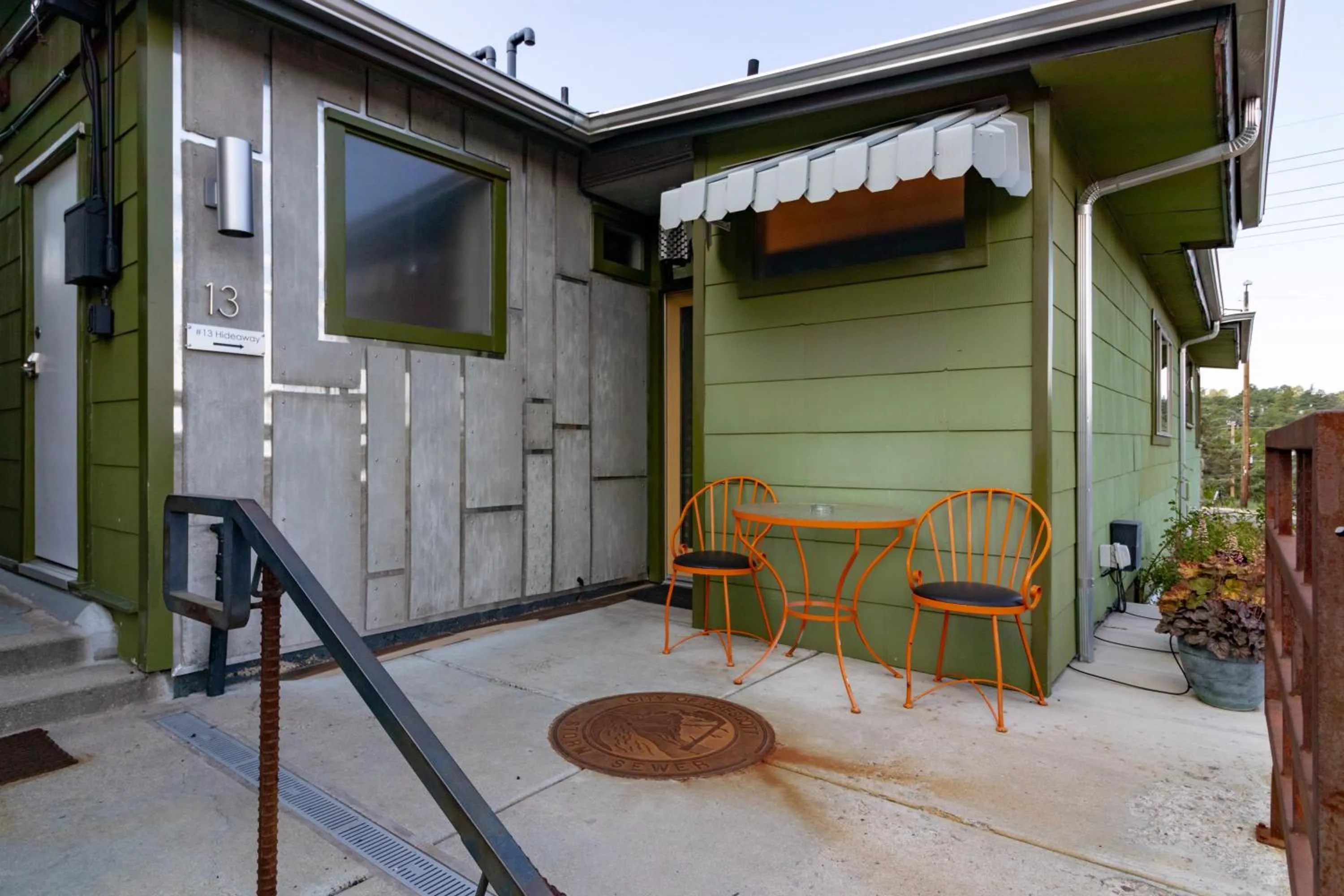 Property building in The Motor Lodge