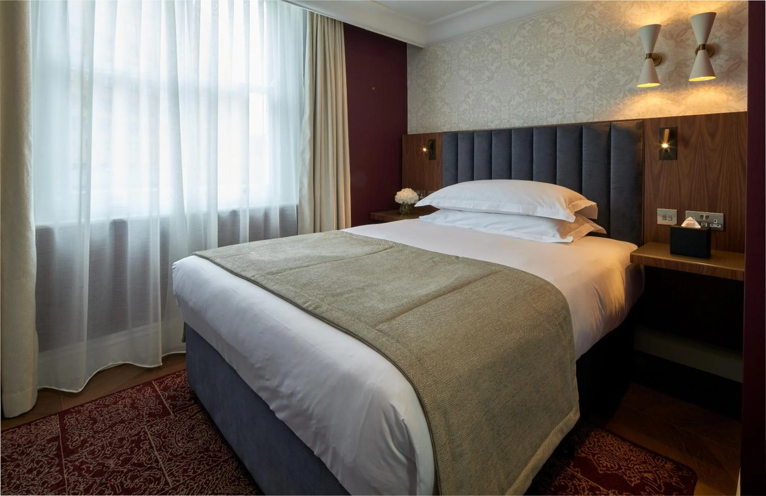 Bed in Lexham Gardens by Cheval Maison