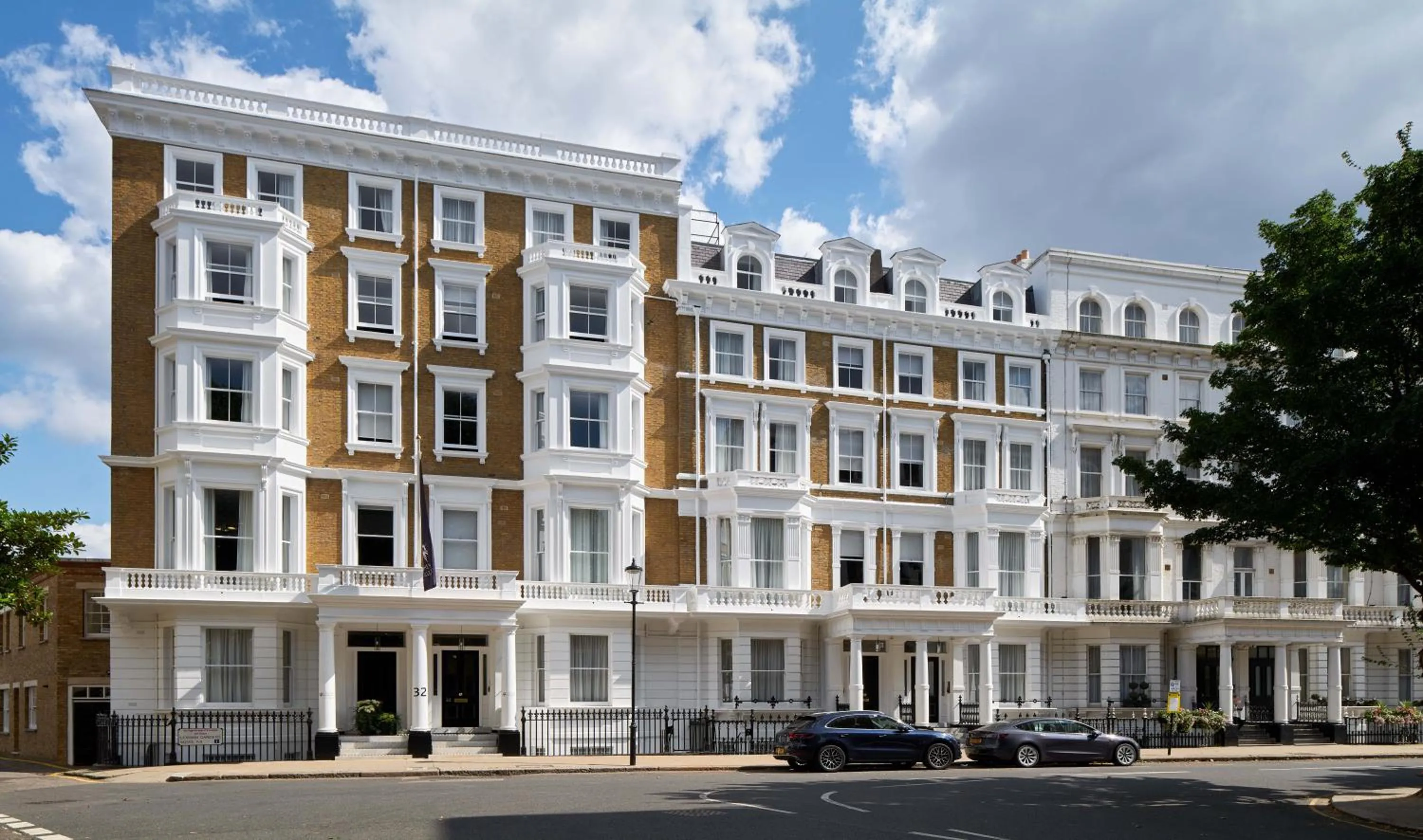 Facade/entrance in Lexham Gardens by Cheval Maison