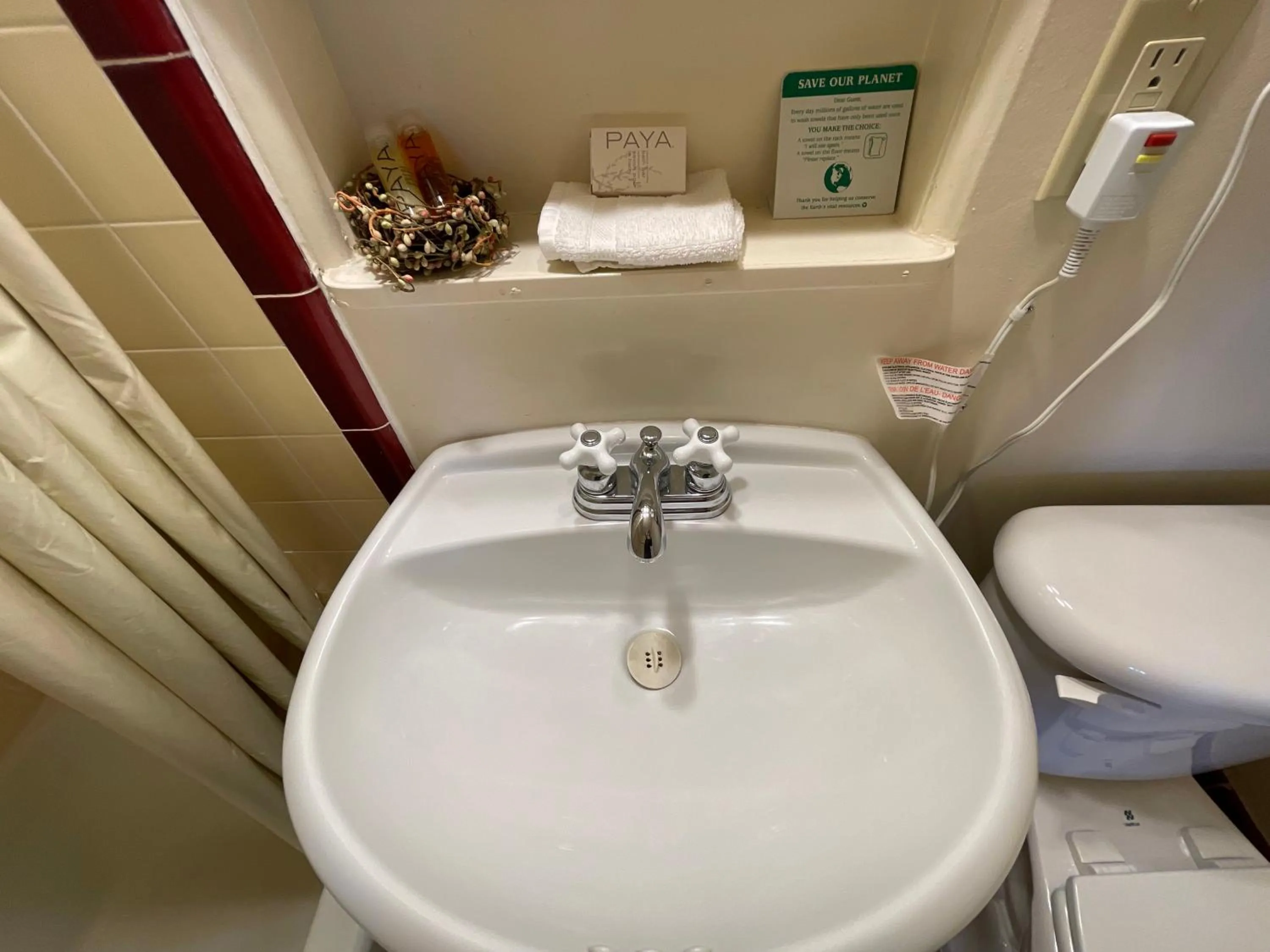 Bathroom in Rugged Country Lodge