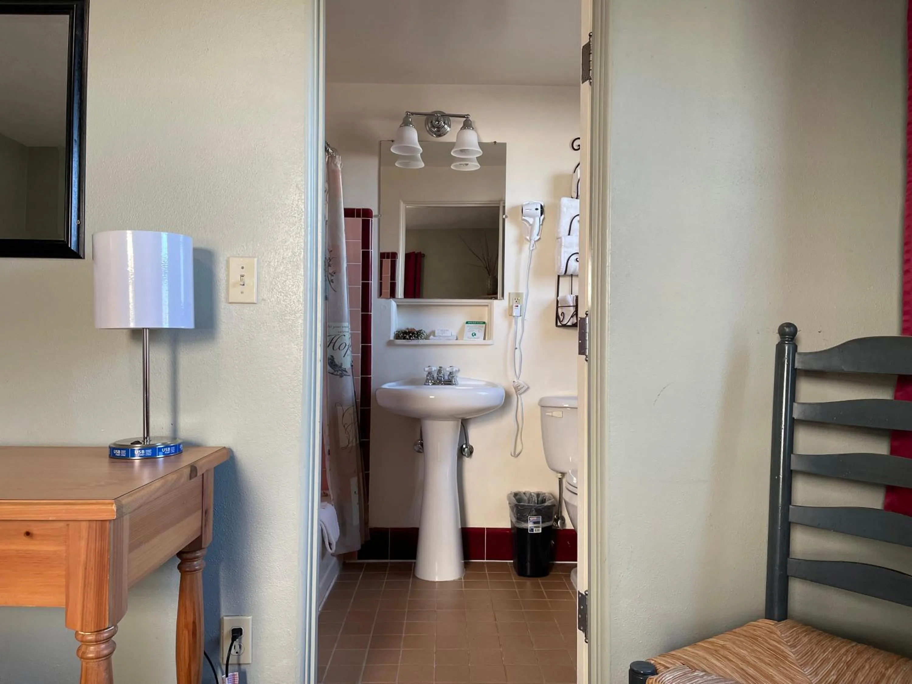 Bathroom in Rugged Country Lodge