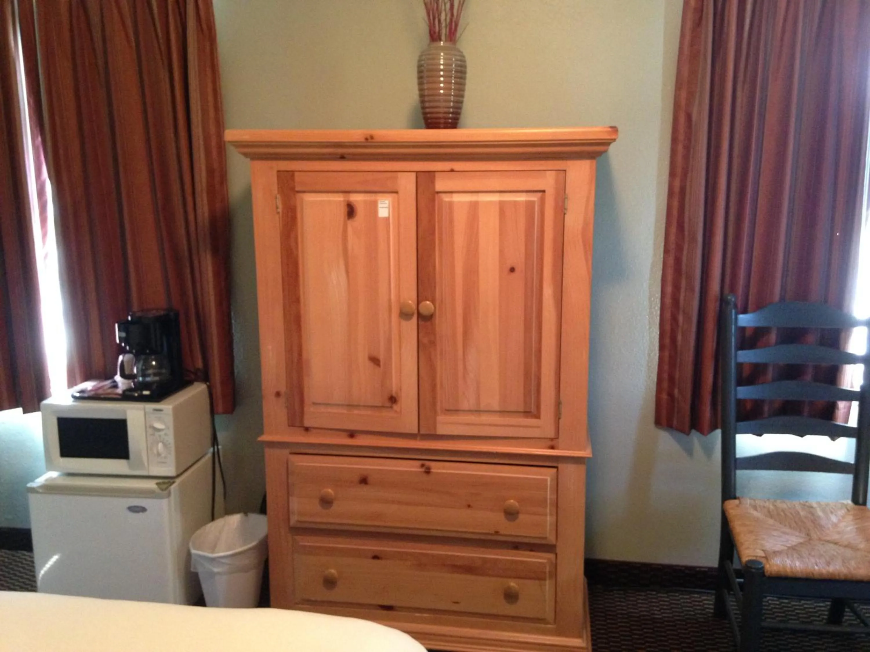 Decorative detail in Rugged Country Lodge