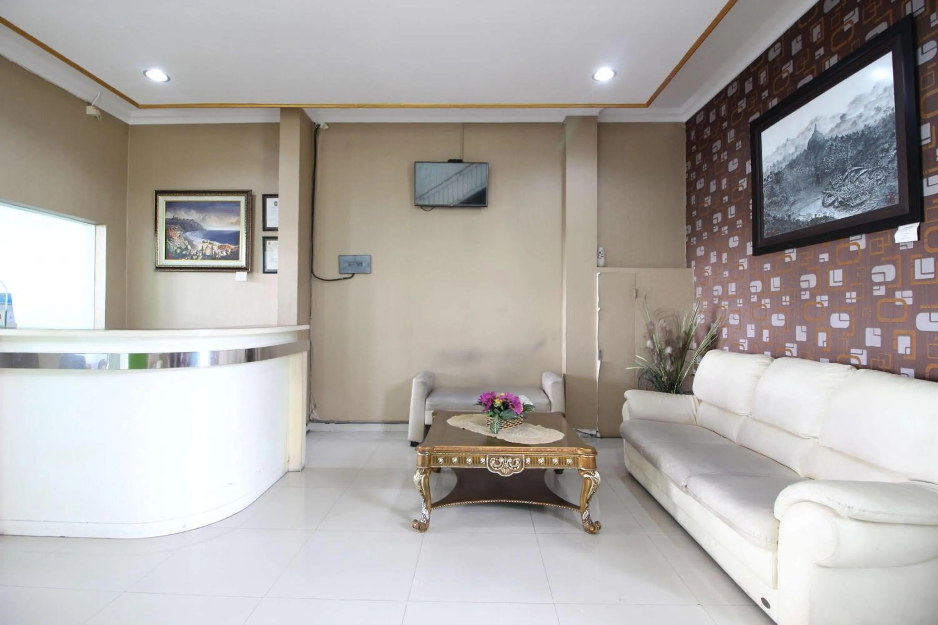 Lobby or reception in RedDoorz Plus @ Timoho