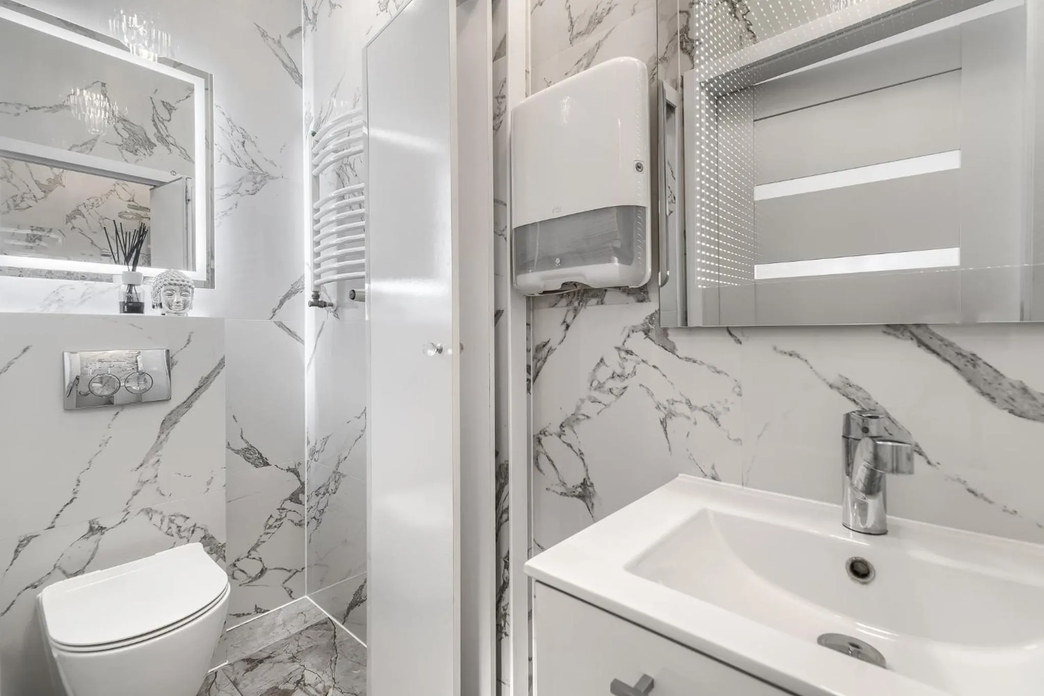 Toilet in Stawa Villa & Apart