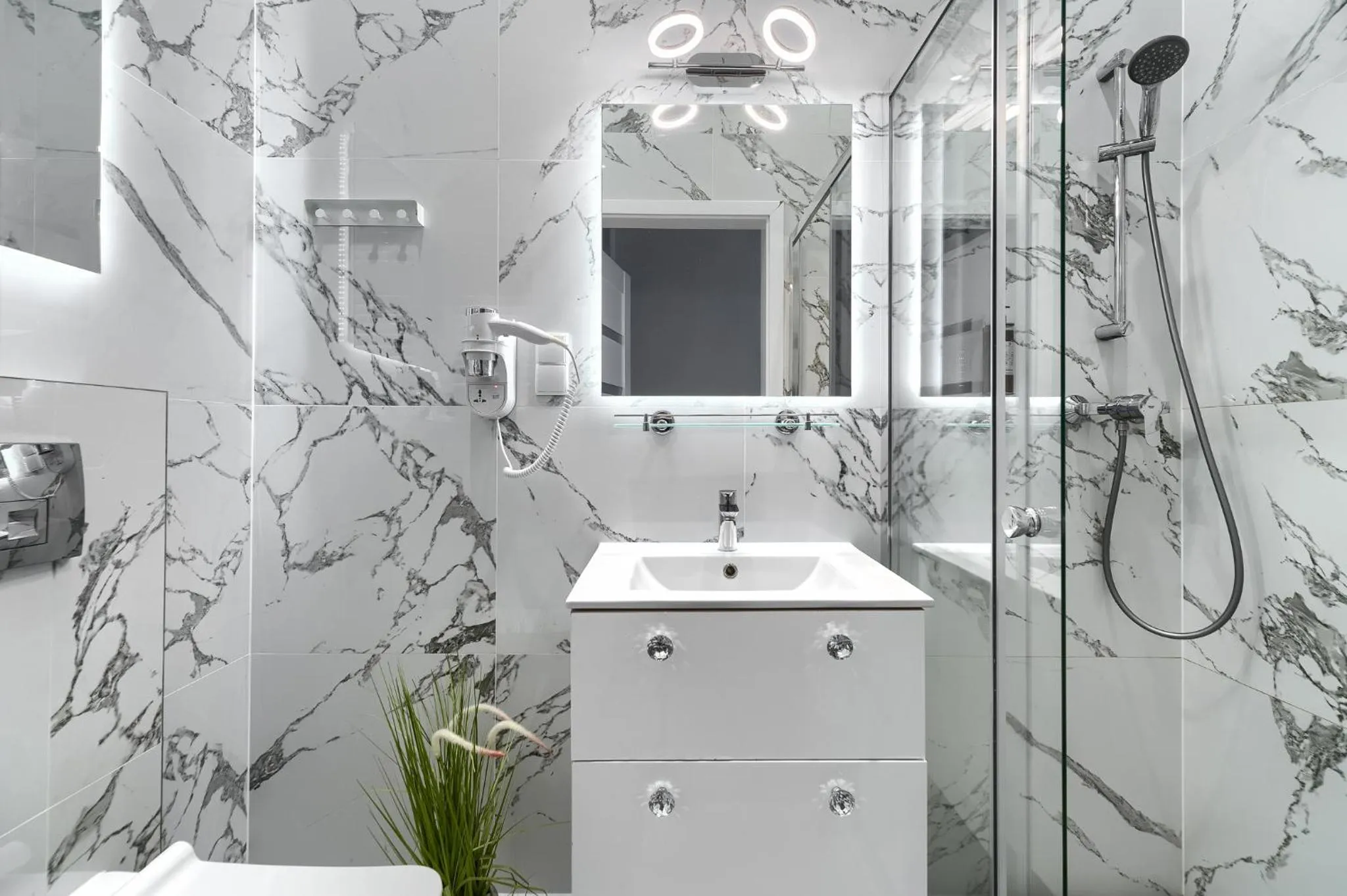 Shower in Stawa Villa & Apart