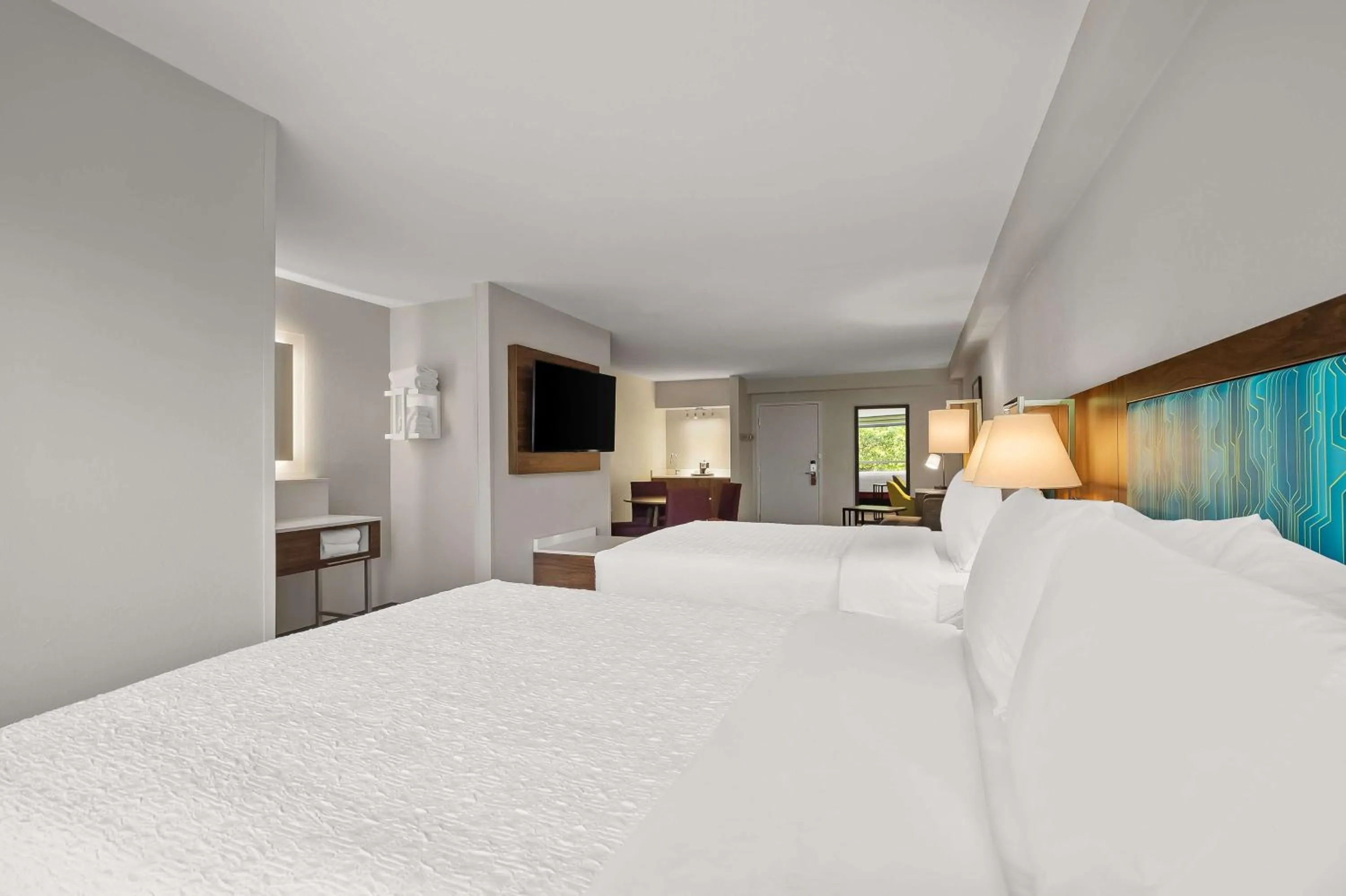 Bed in Hampton Inn Weston Fort Lauderdale