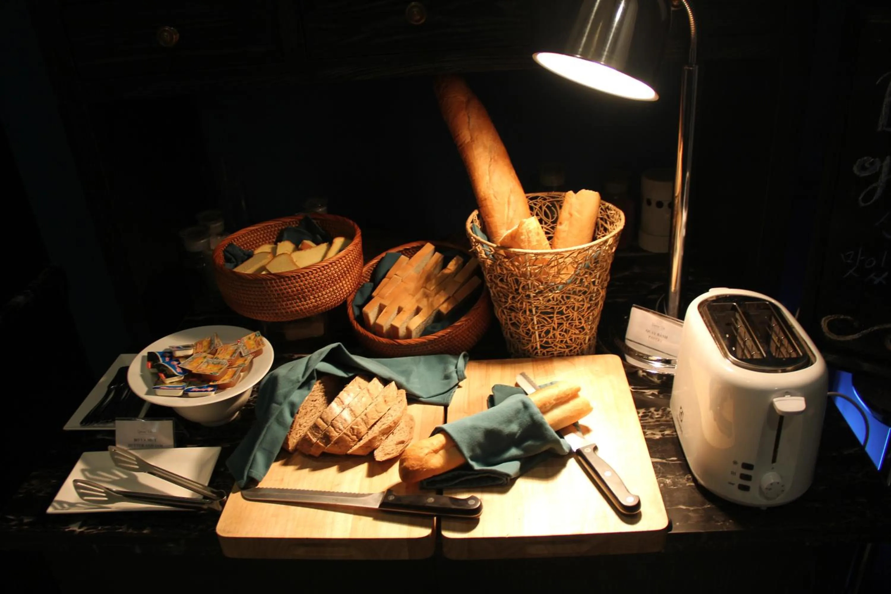 Breakfast in Manoir Des Arts Hotel