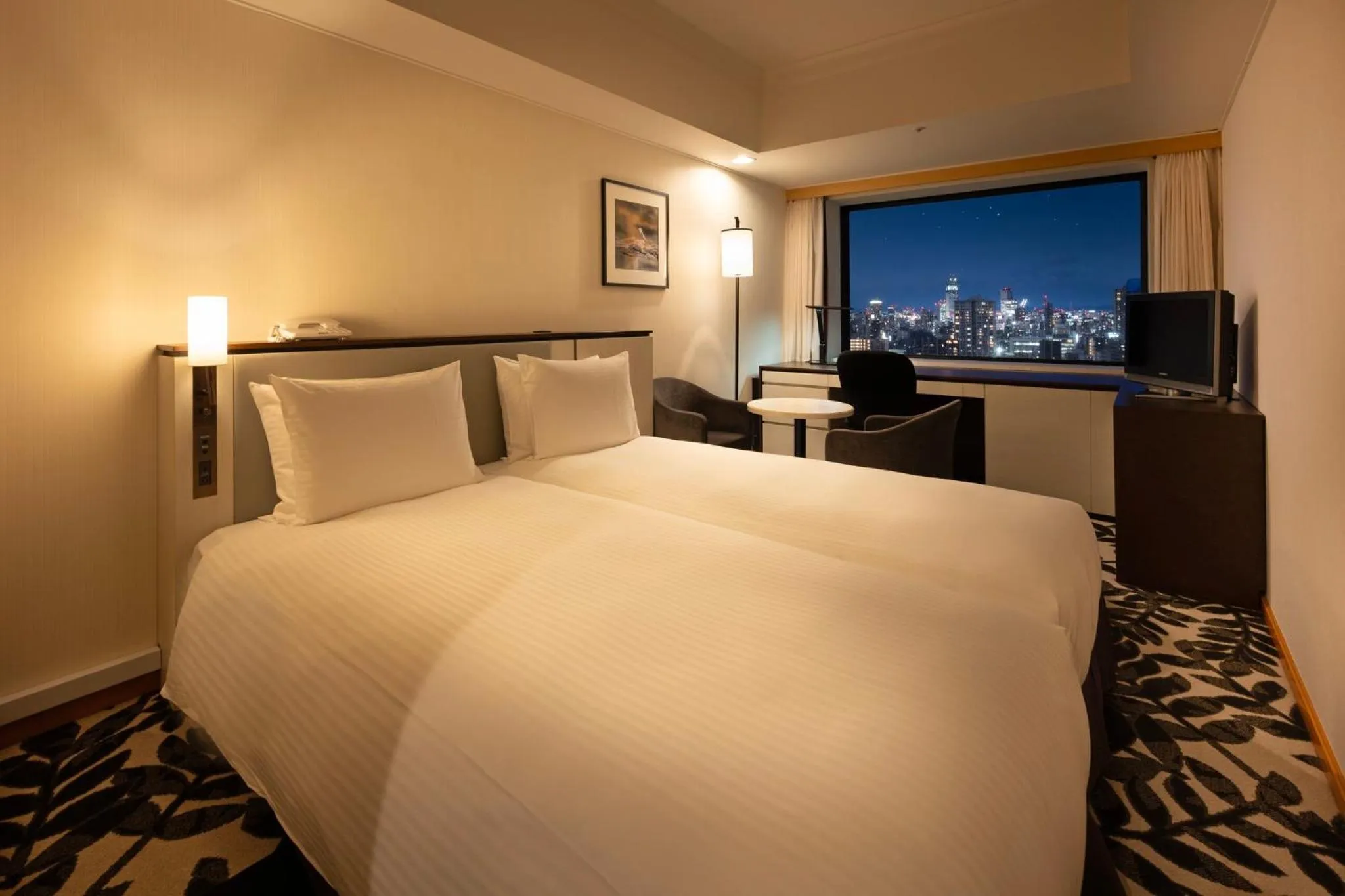 Photo of the whole room, Bed in ANA Crowne Plaza Hotel Grand Court Nagoya by IHG