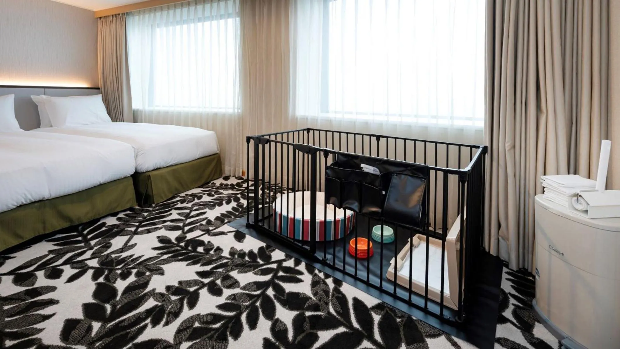 Photo of the whole room, Bed in ANA Crowne Plaza Hotel Grand Court Nagoya by IHG