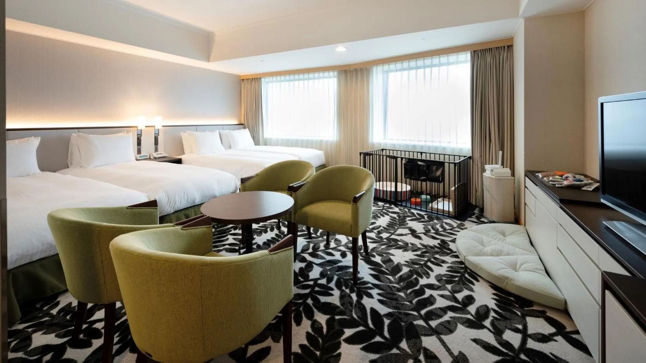 Photo of the whole room, Bed in ANA Crowne Plaza Hotel Grand Court Nagoya by IHG