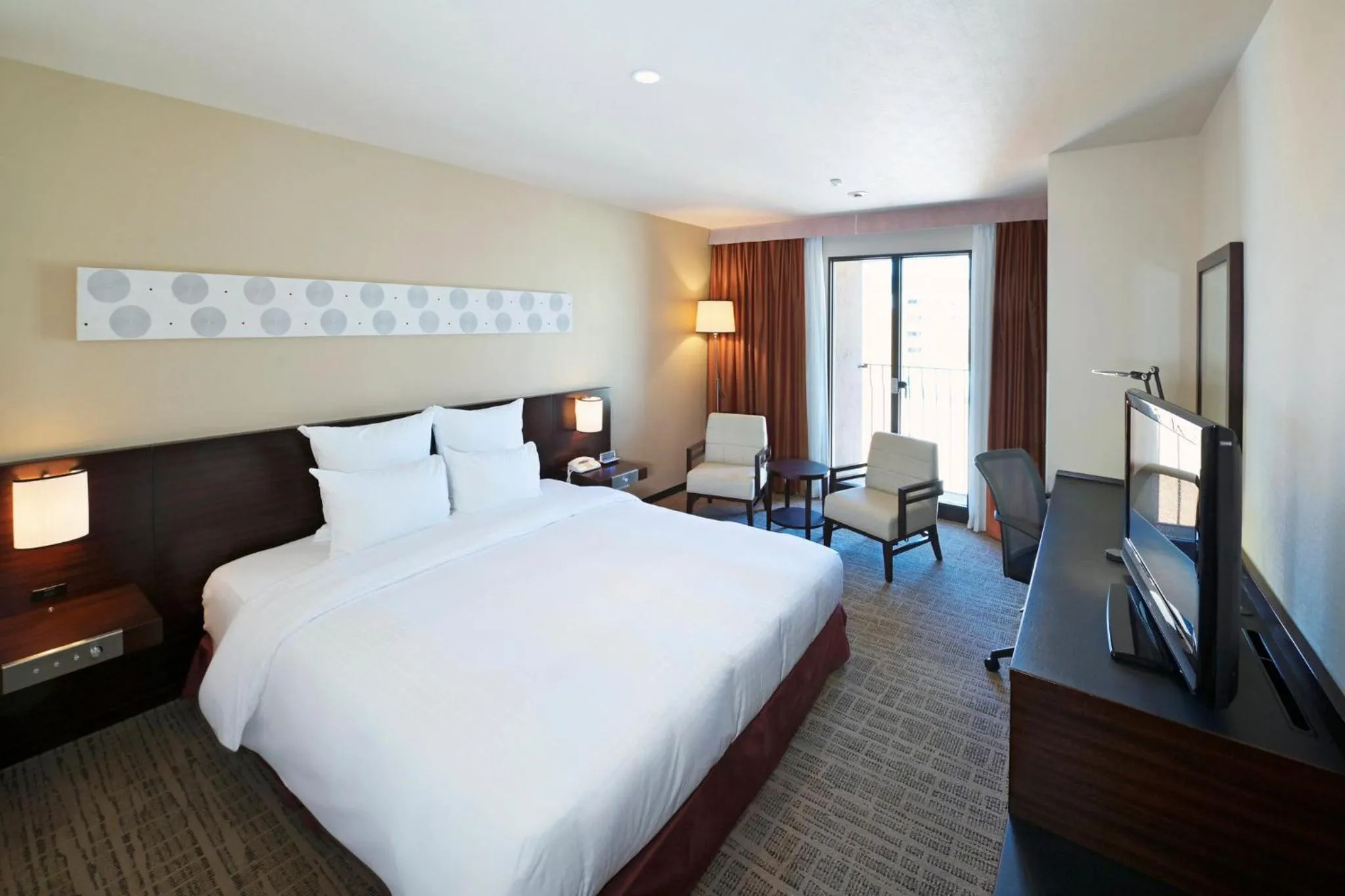 Photo of the whole room, Bed in ANA Crowne Plaza Hotel Nagasaki Gloverhill by IHG