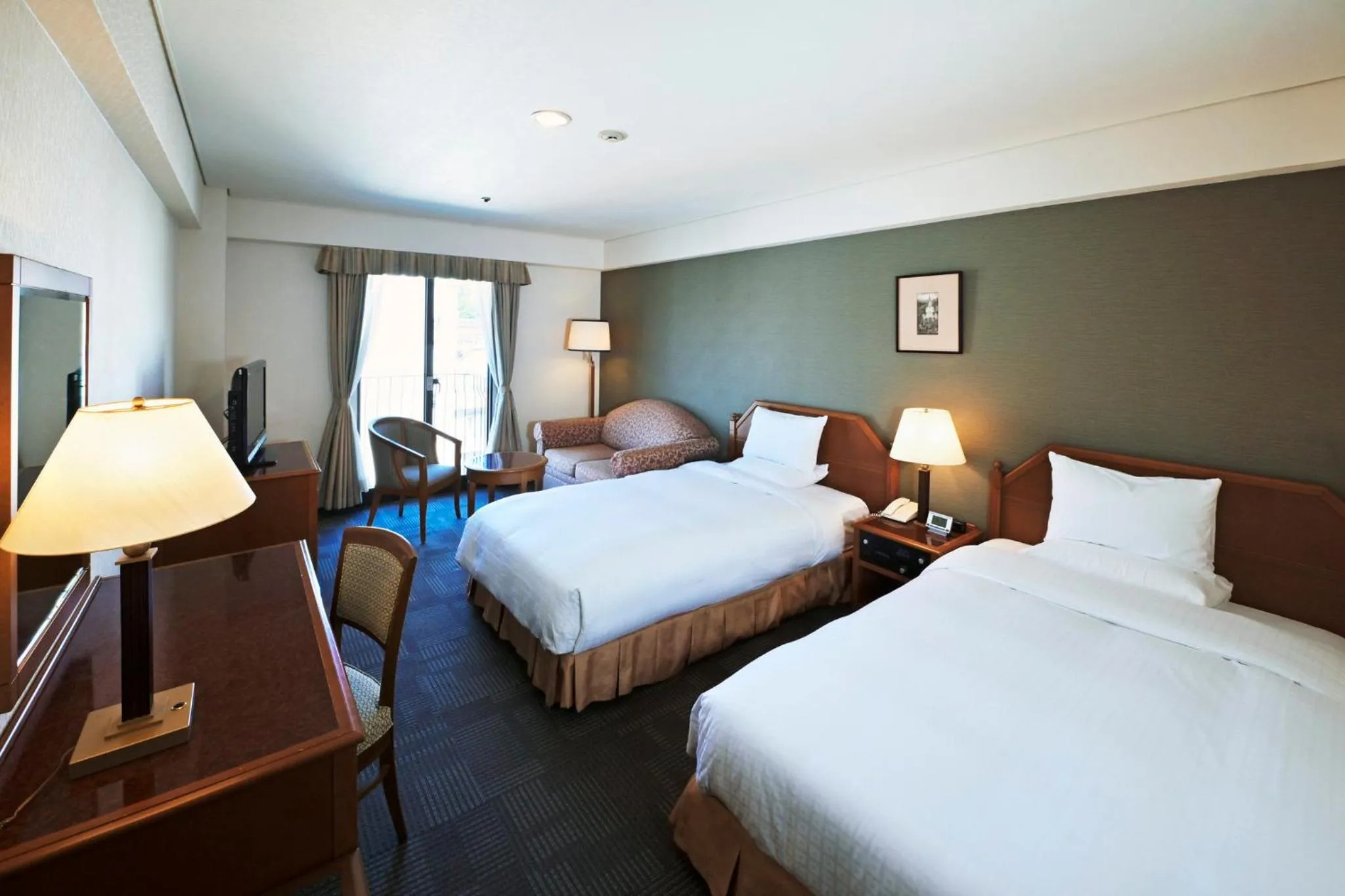 Photo of the whole room, Bed in ANA Crowne Plaza Hotel Nagasaki Gloverhill by IHG