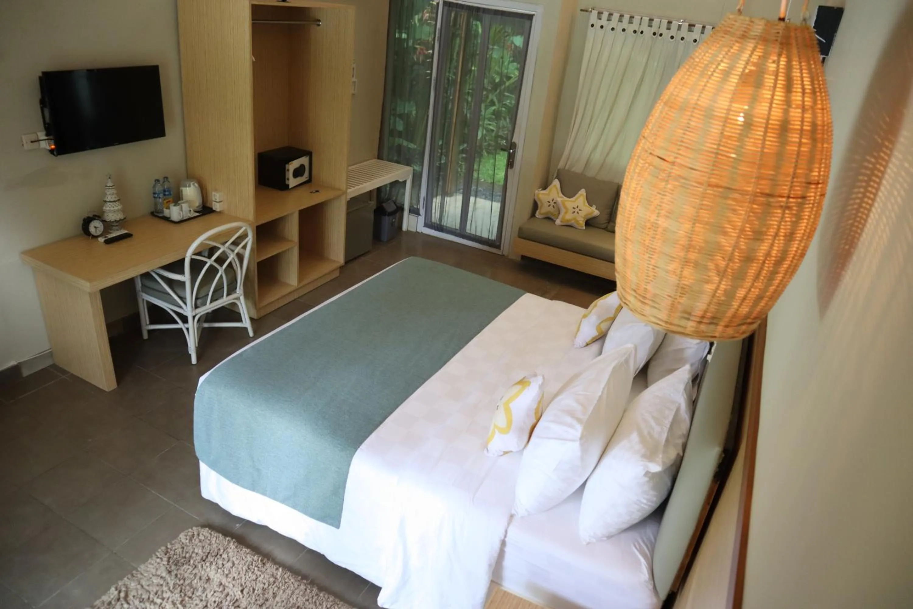 Bed in The Forty Eight Resort Candidasa