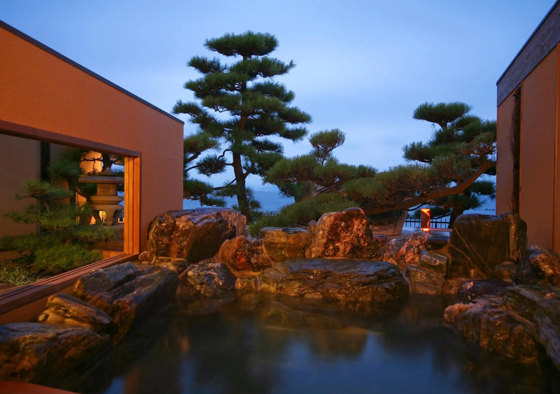 Hotel New Awaji