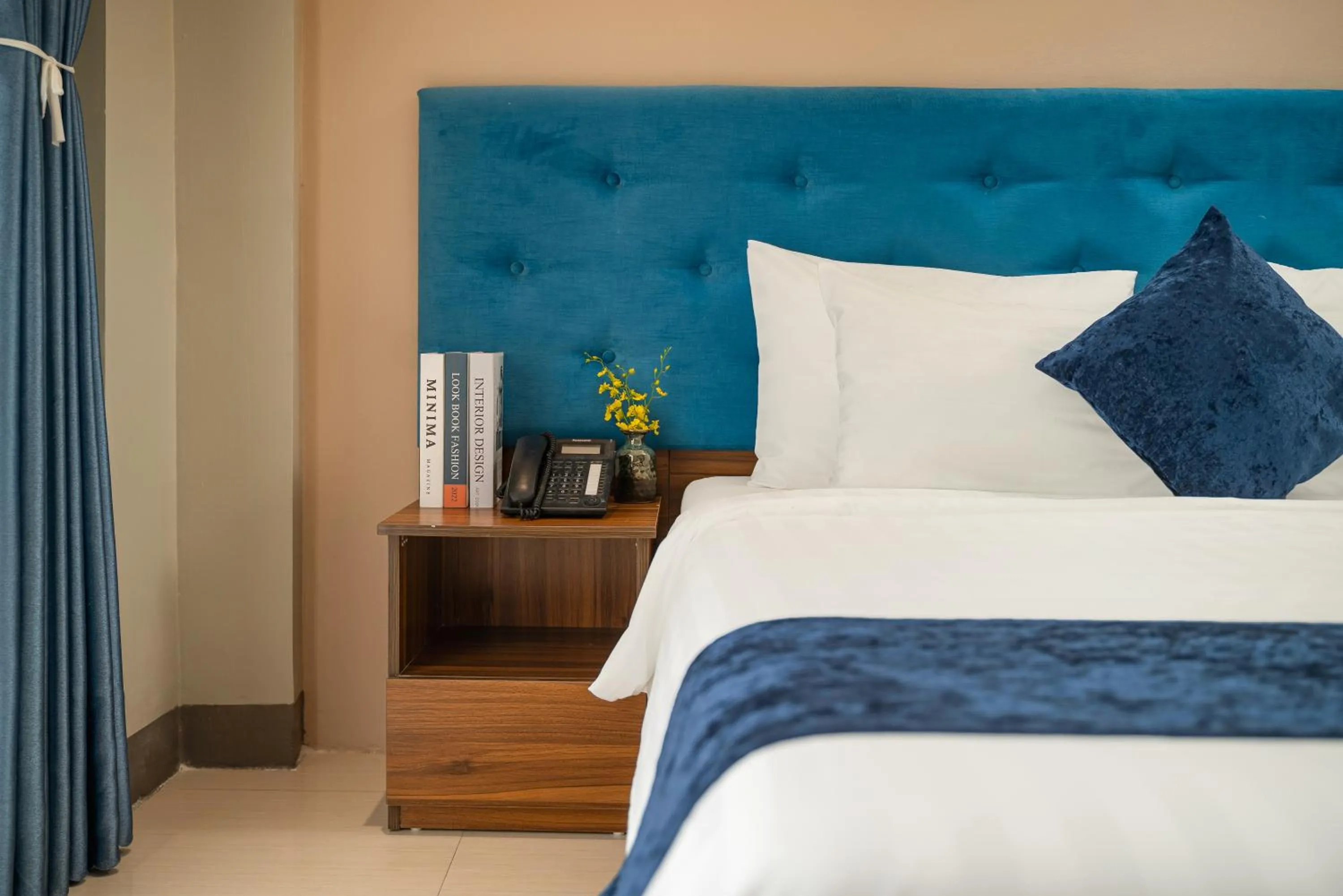 Property building, Bed in The Oversleep Catba Hostel & Pool Bar