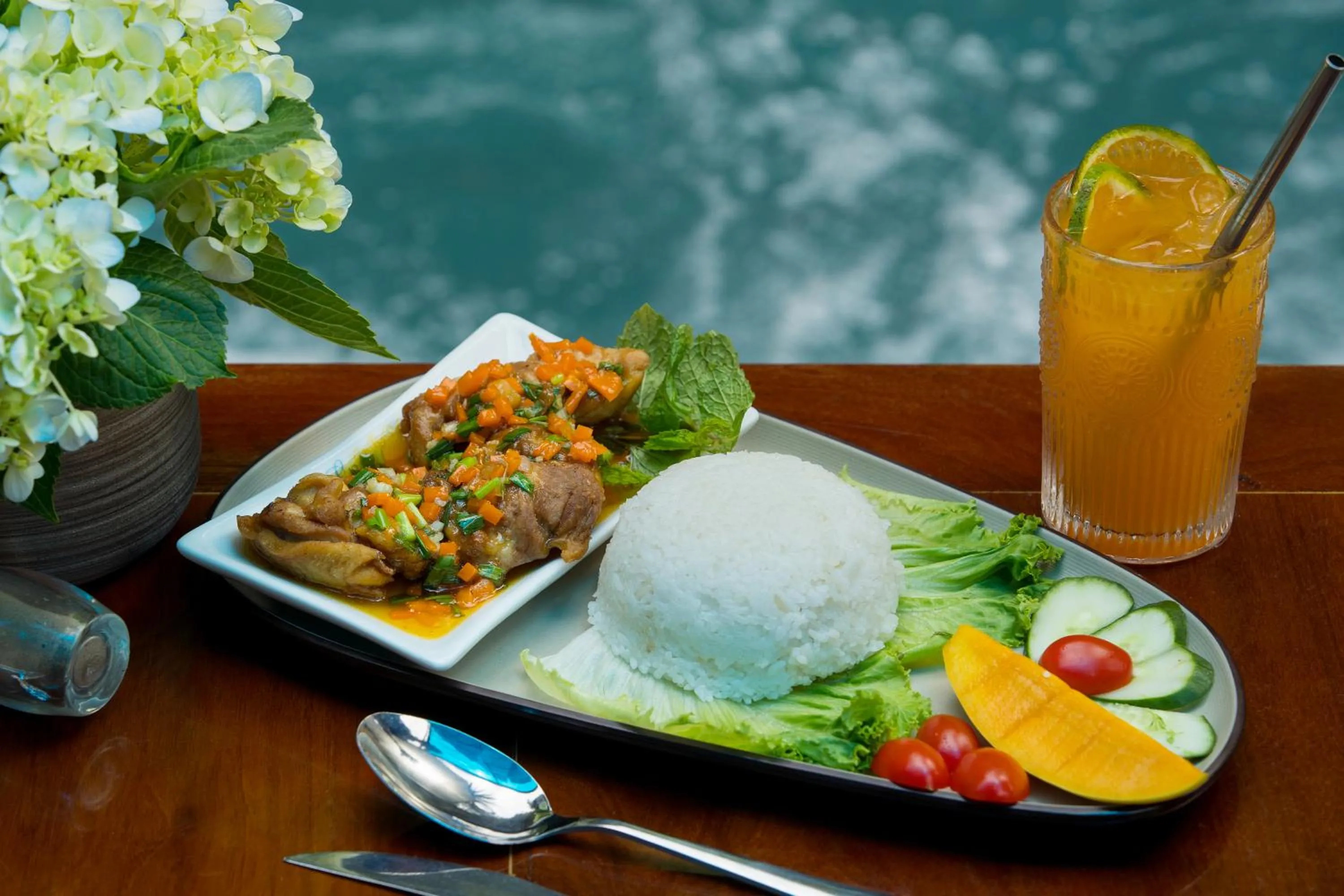 Breakfast in The Oversleep Catba Hostel & Pool Bar