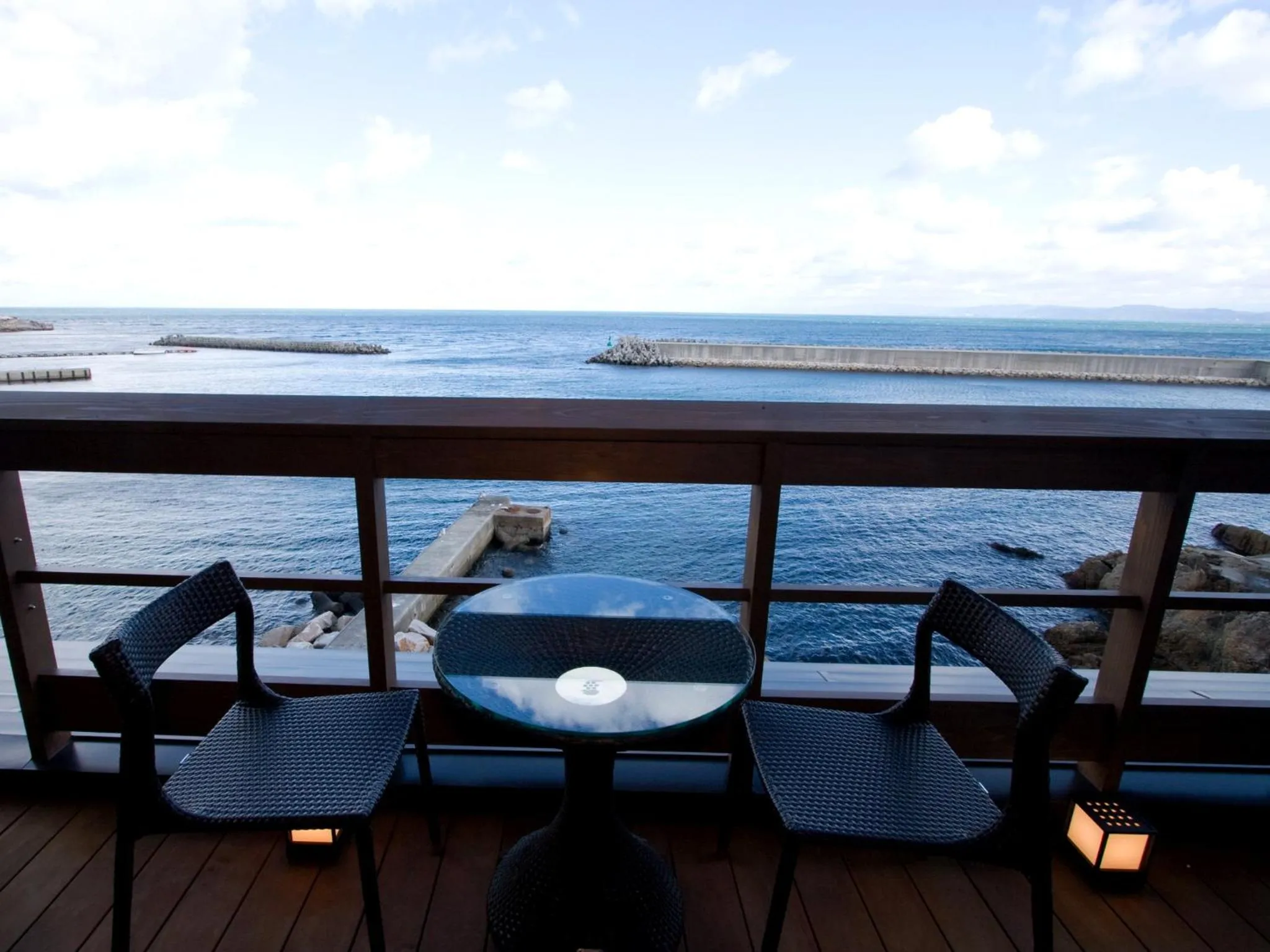 Photo of the whole room in Amahara