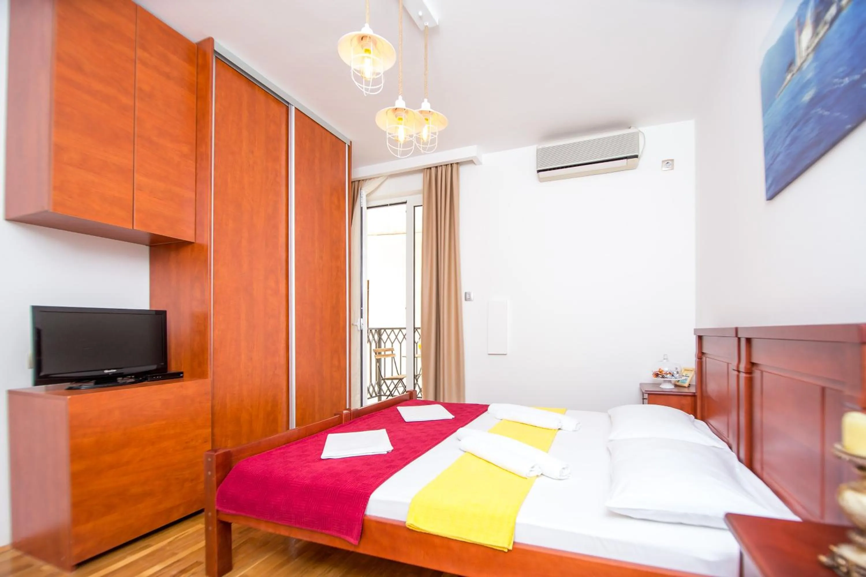 TV and multimedia, Bed in Villa DiEden