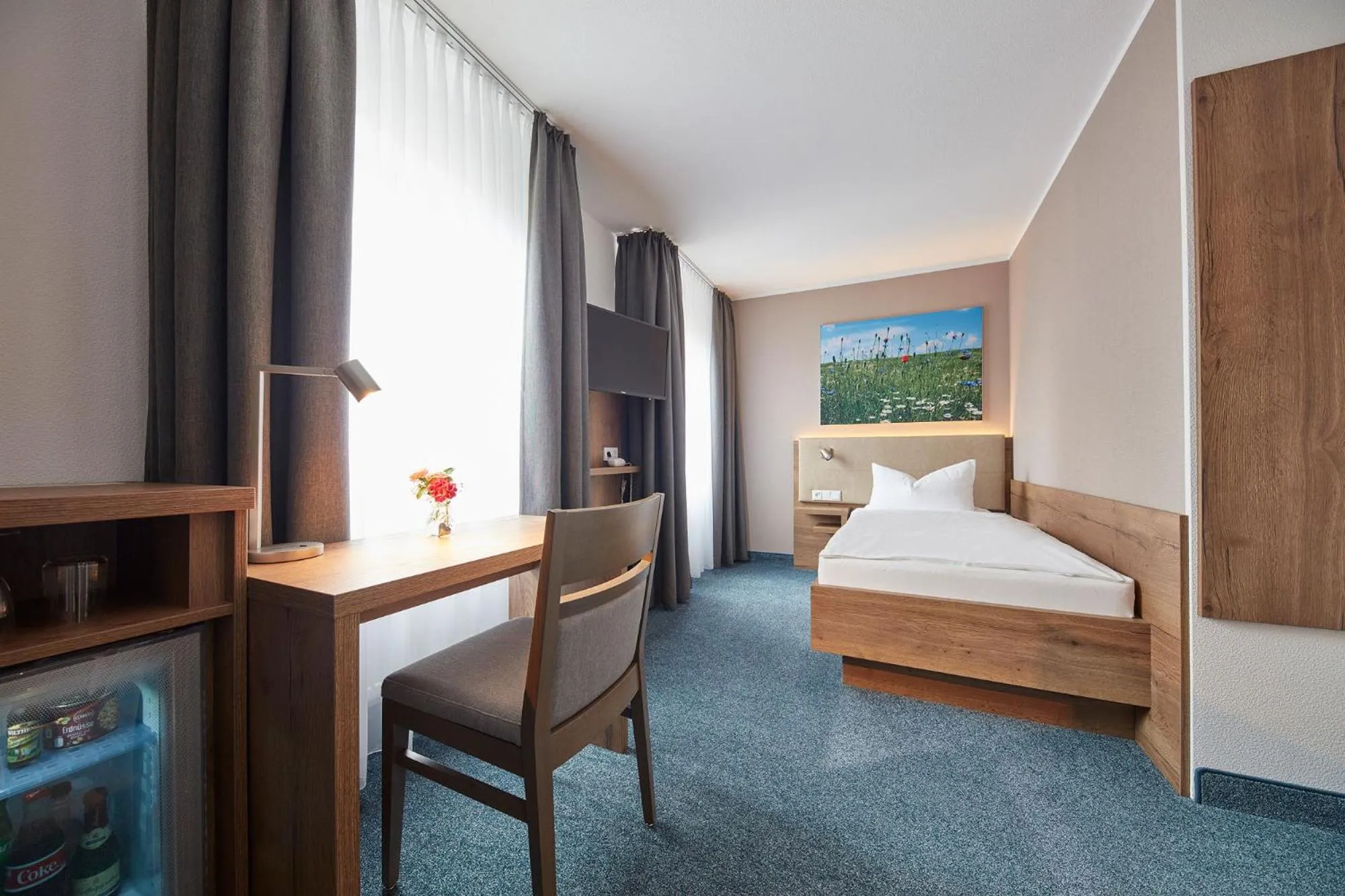 Photo of the whole room, Bed in Hotel garni Sonnenhof