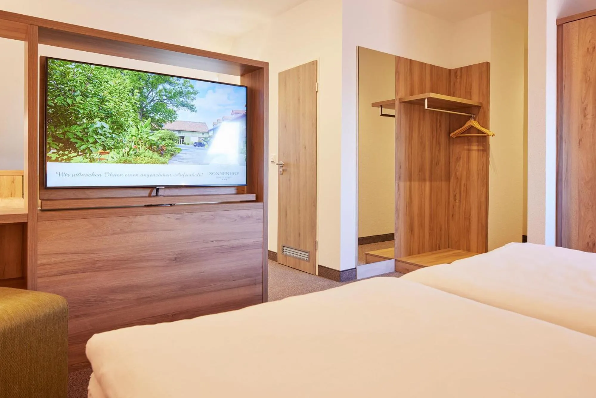 Photo of the whole room, Bed in Hotel garni Sonnenhof