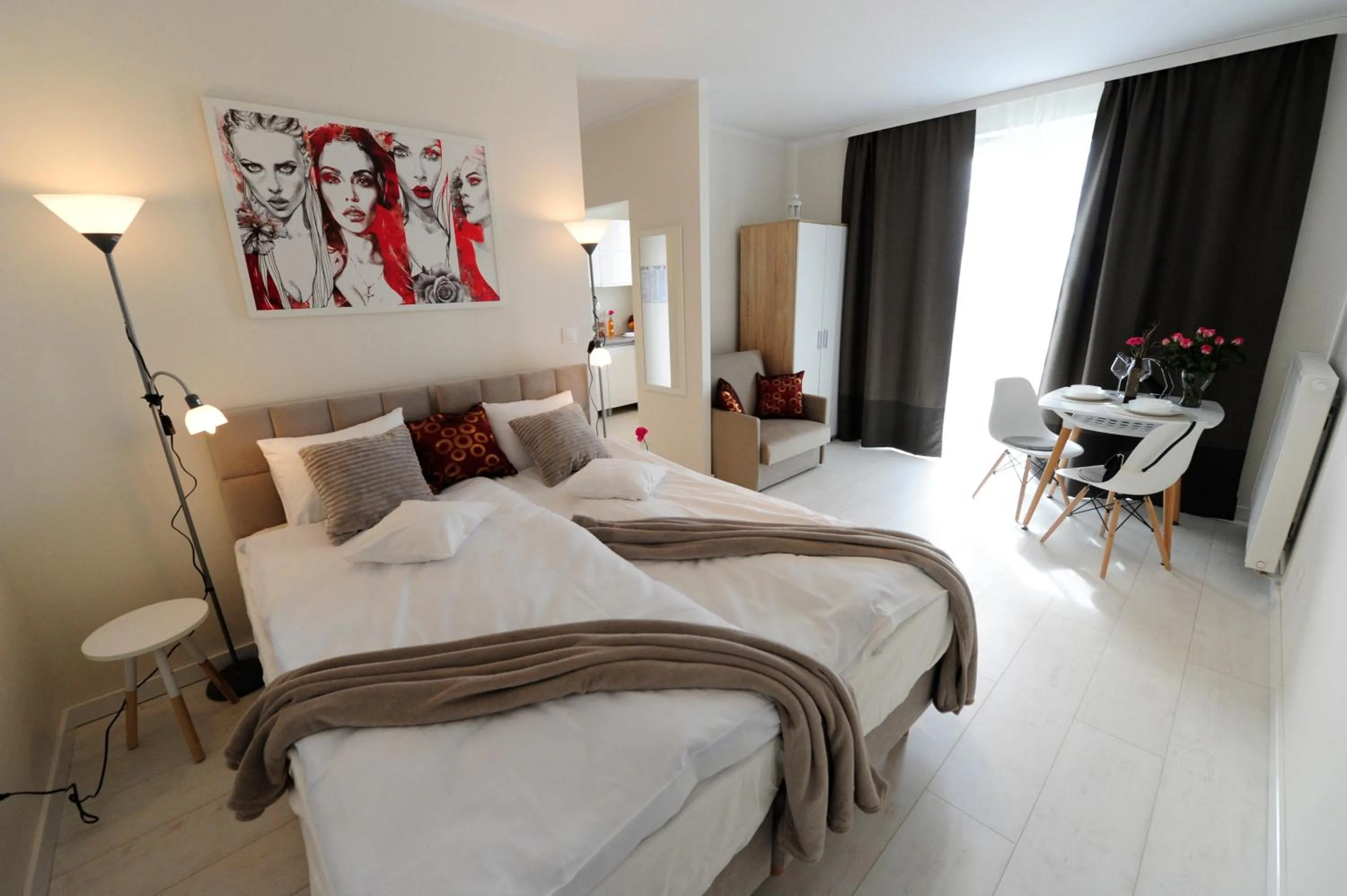 Superior Apartment in Romantic Sky Apartment- 15th floor