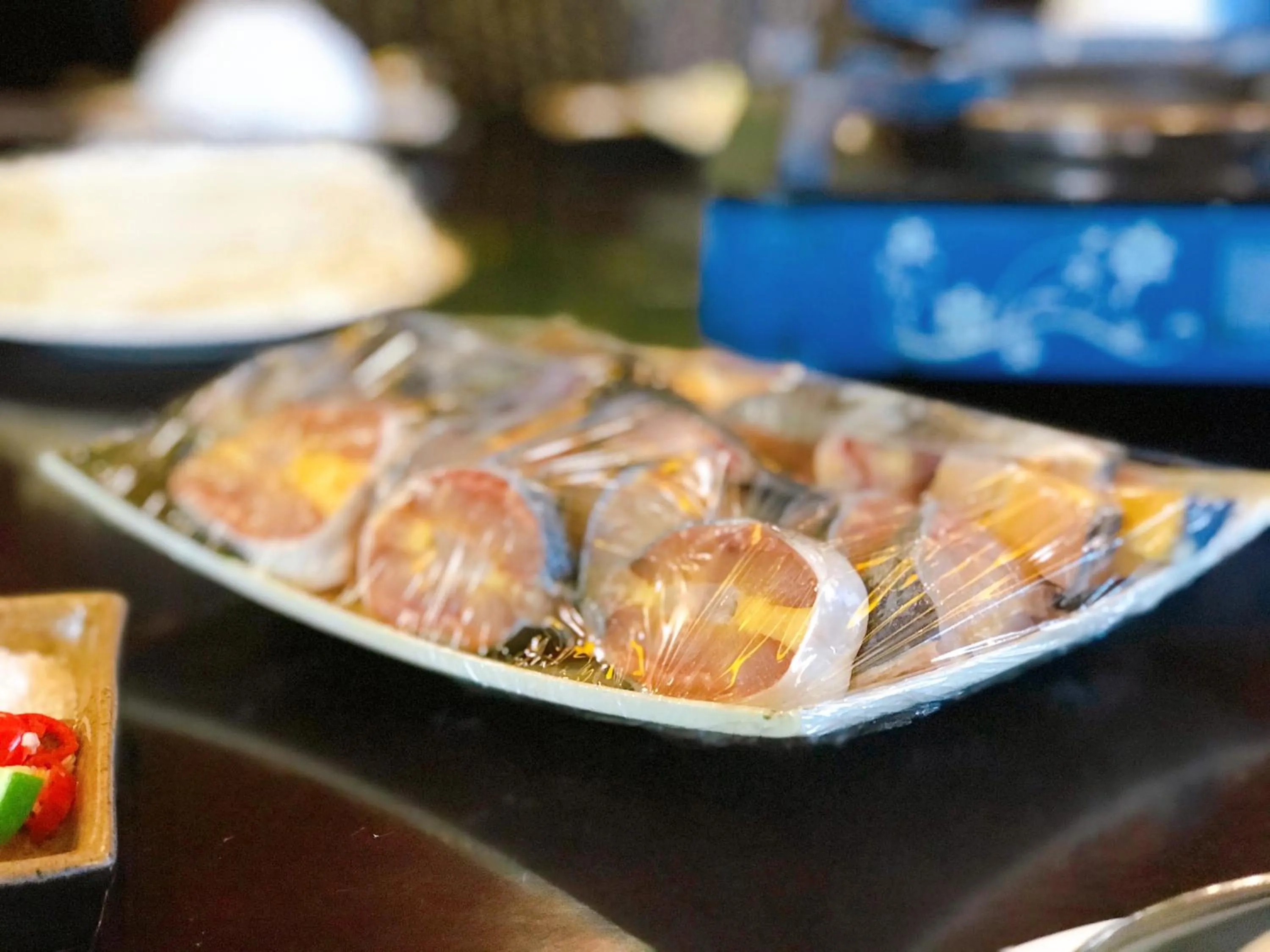 Food and drinks in Saparis Hotel