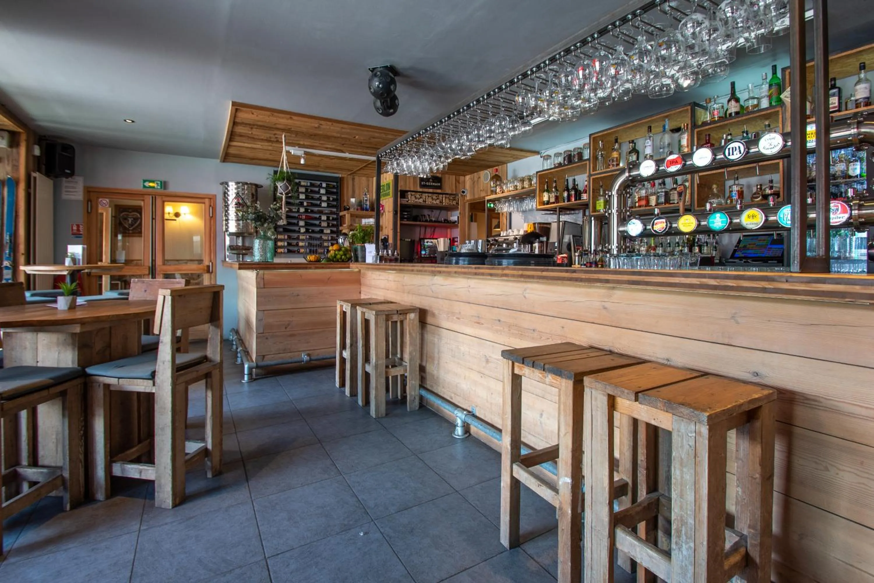 Lounge or bar in Hotel le Sherpa