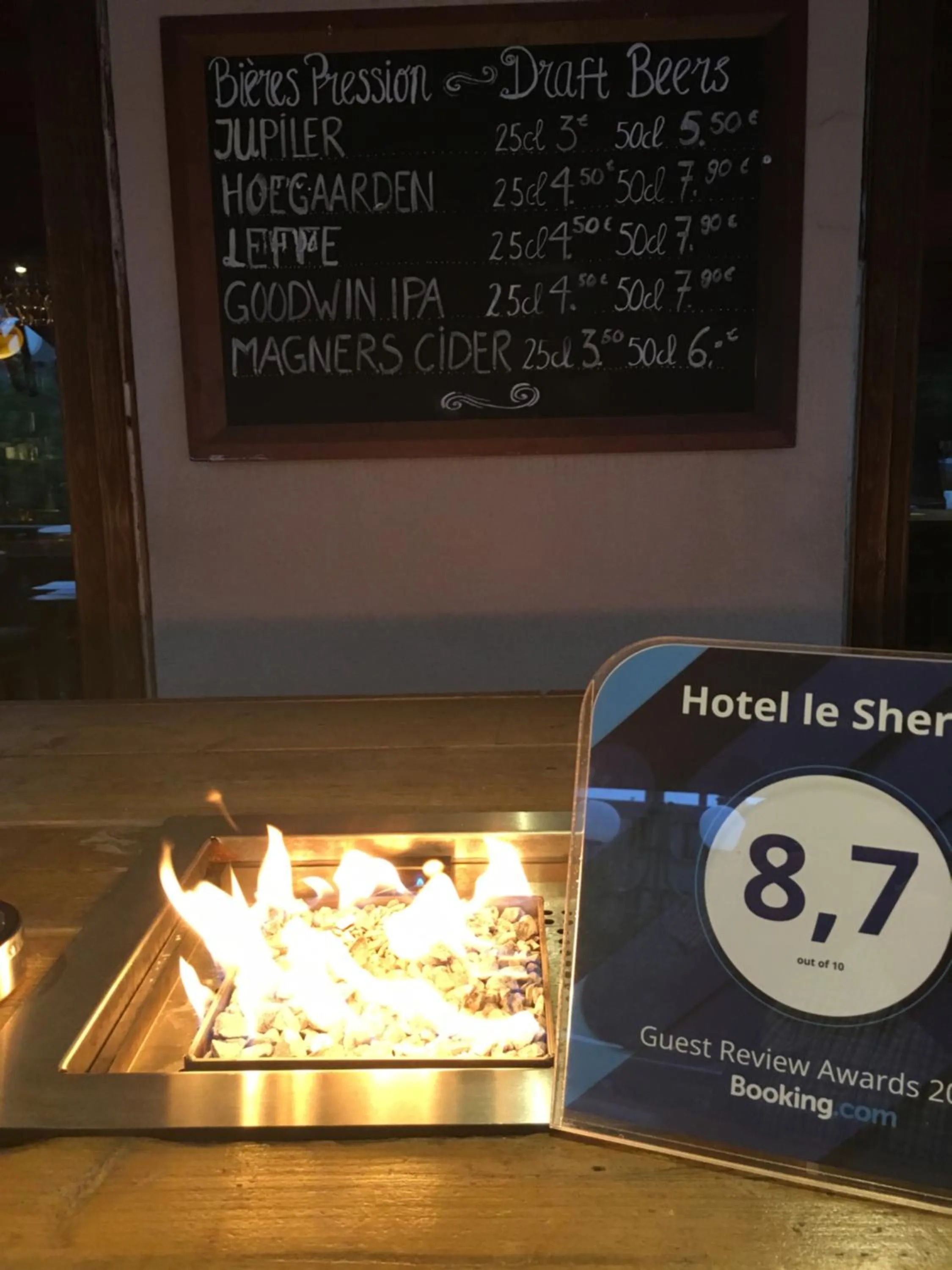 Certificate/Award in Hotel le Sherpa