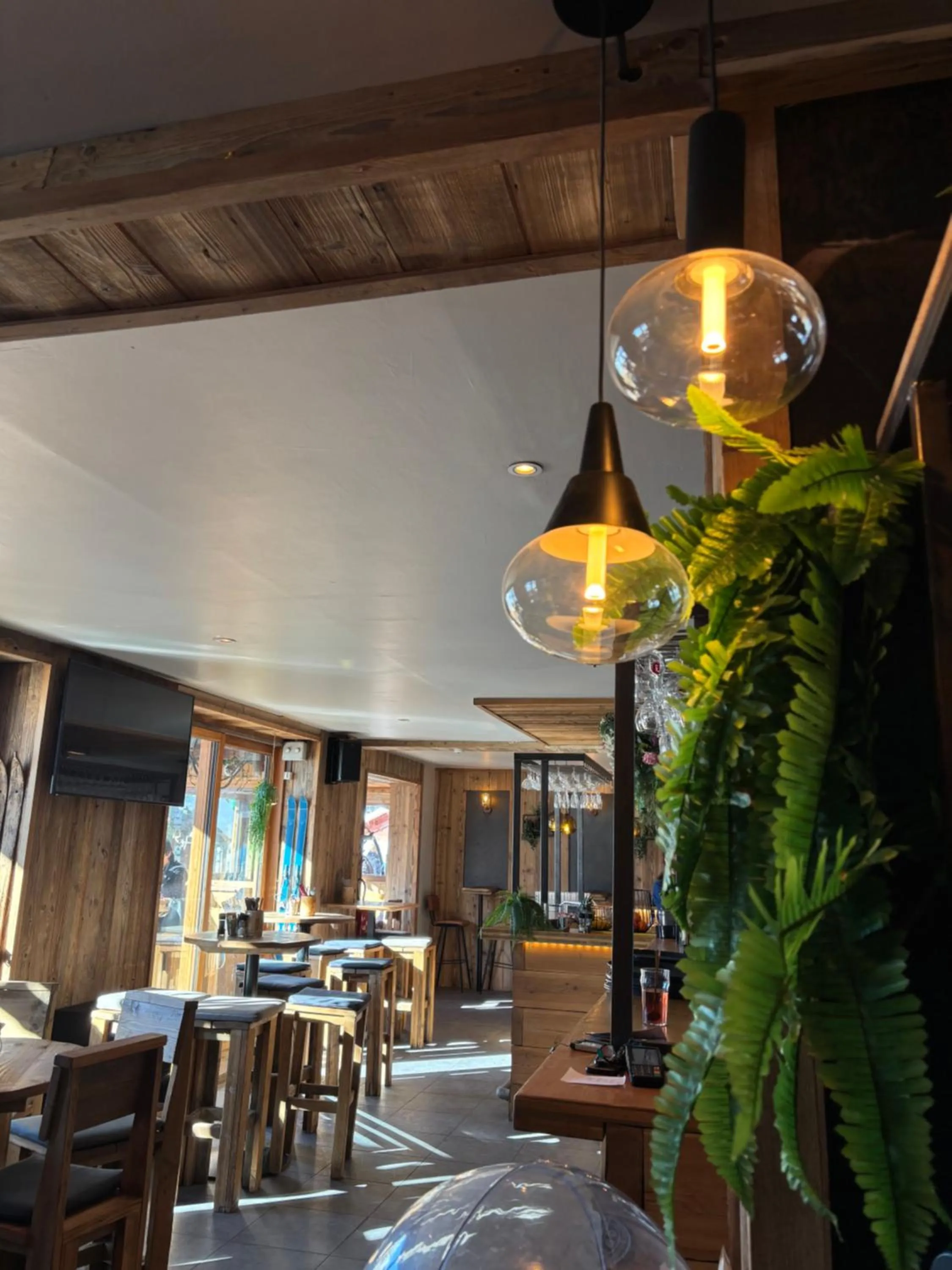 Lounge or bar in Hotel le Sherpa