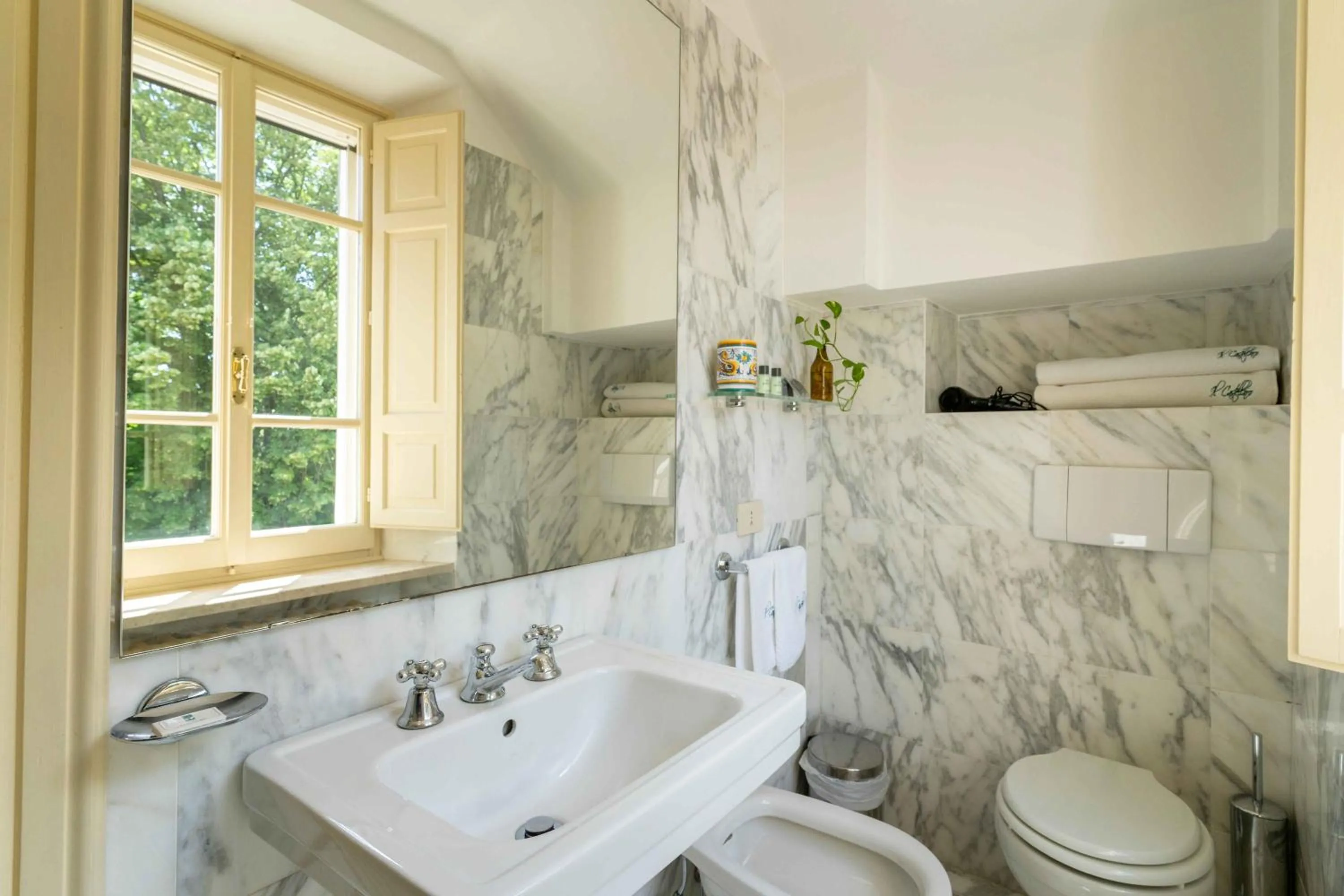 Toilet in Il Castellaro Country House