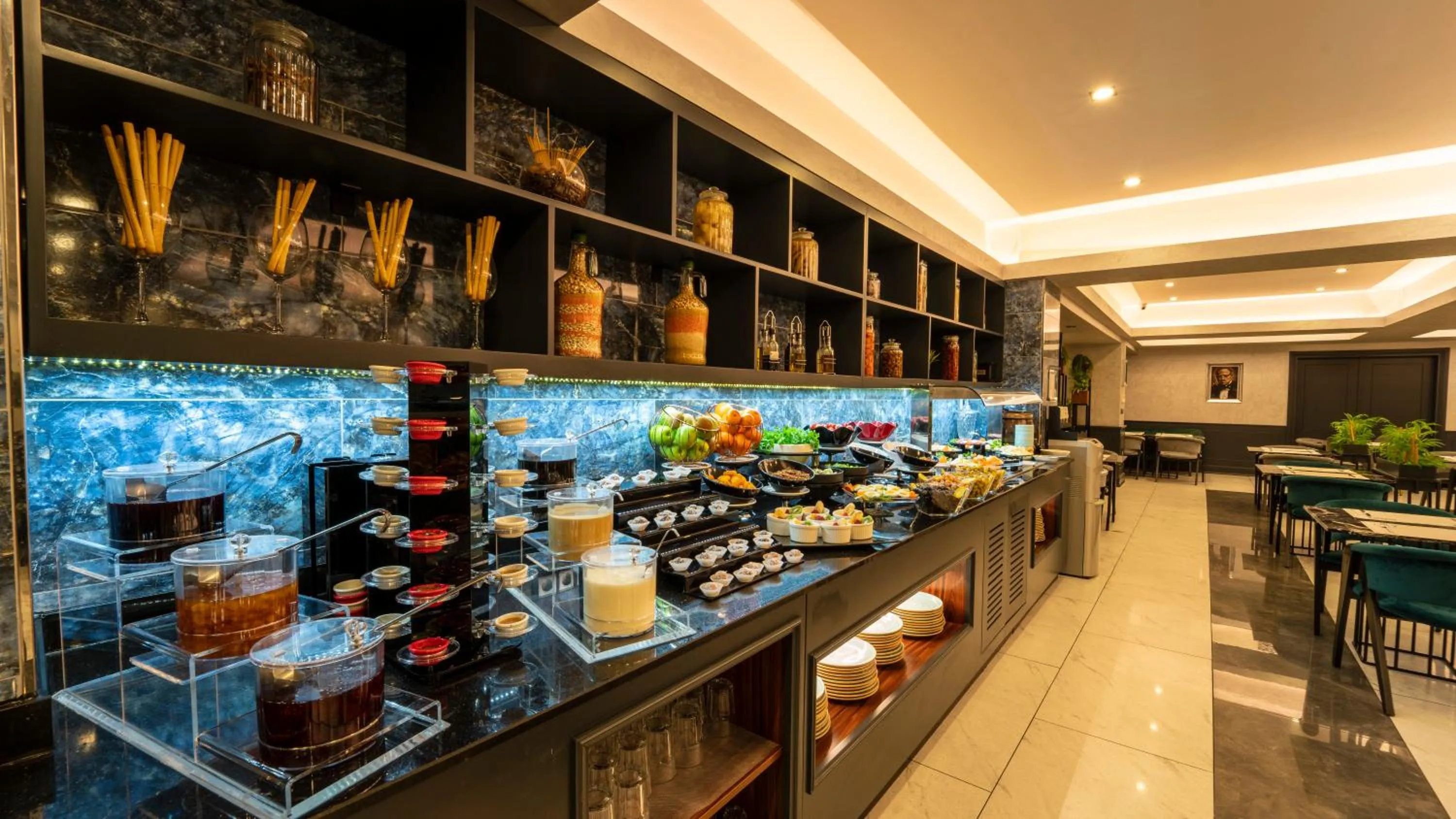 Restaurant/places to eat in Hotel ON7 Sakarya