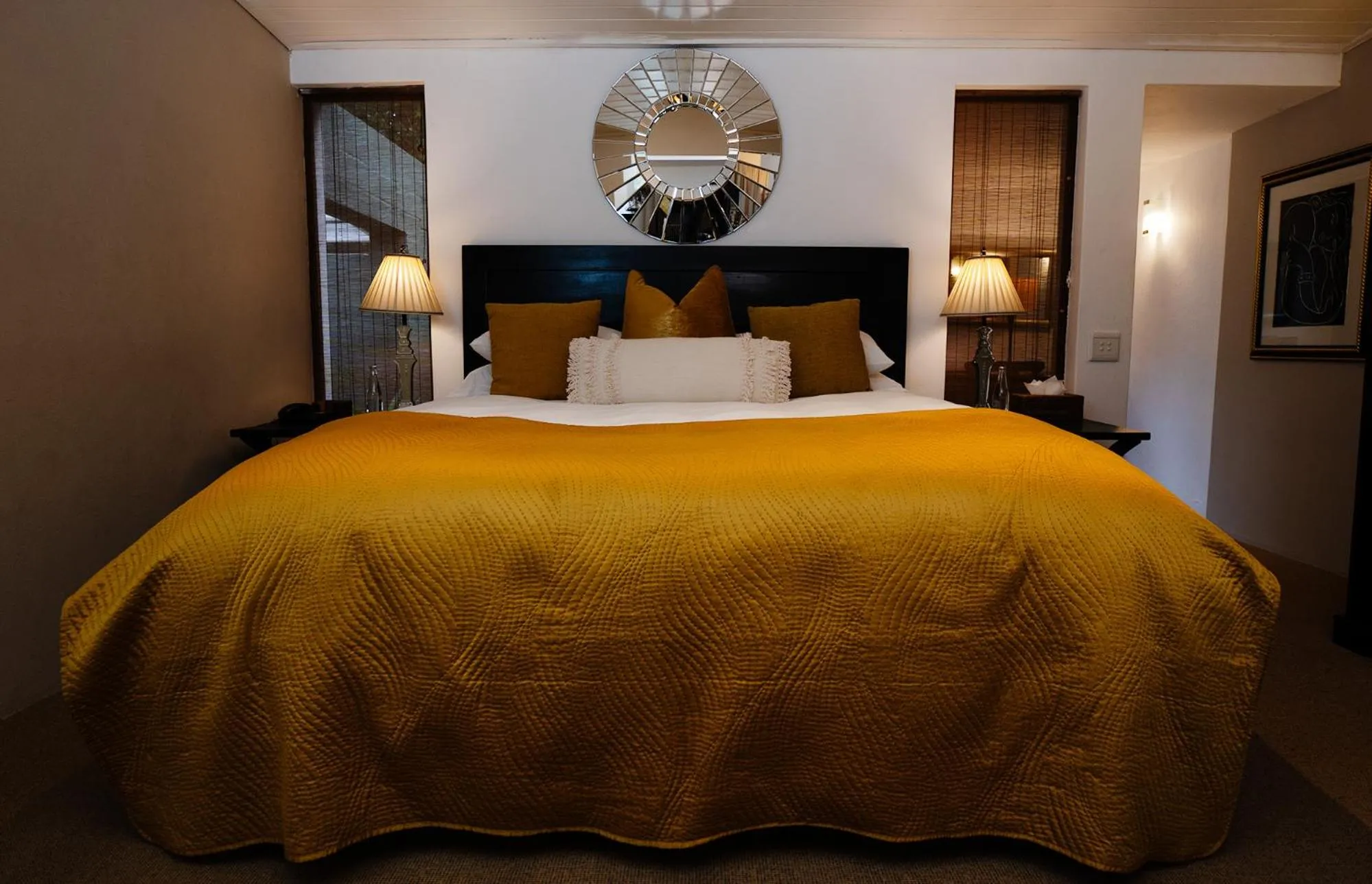 Bedroom, Bed in Silvermist Wine Estate