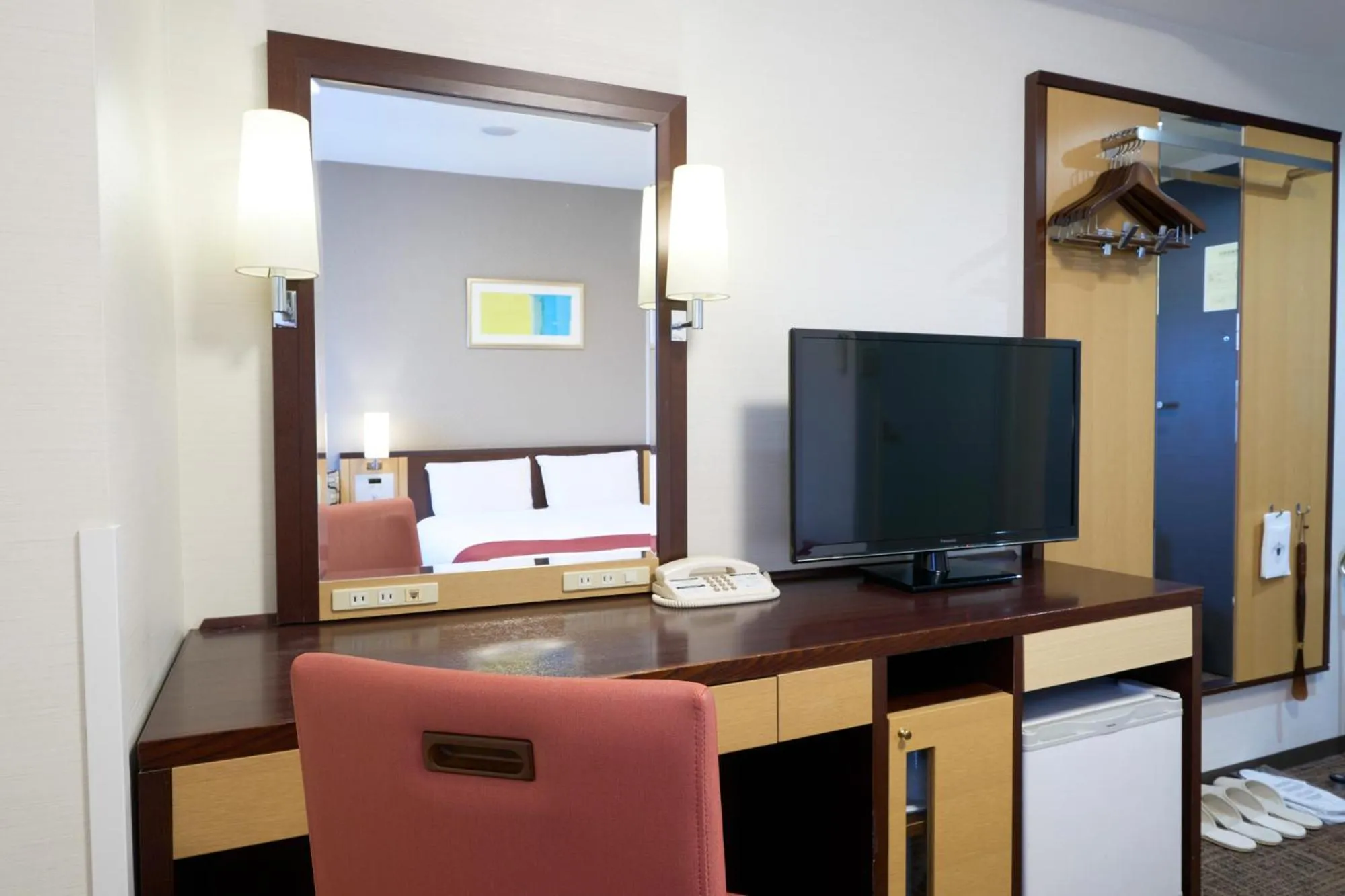 Photo of the whole room, Bed in Hotel Hokke Club Fukuoka