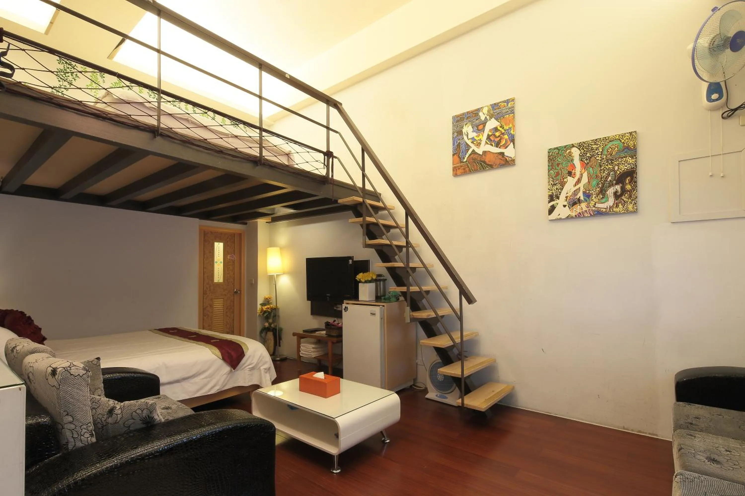 Happiness Yes Hostel 2