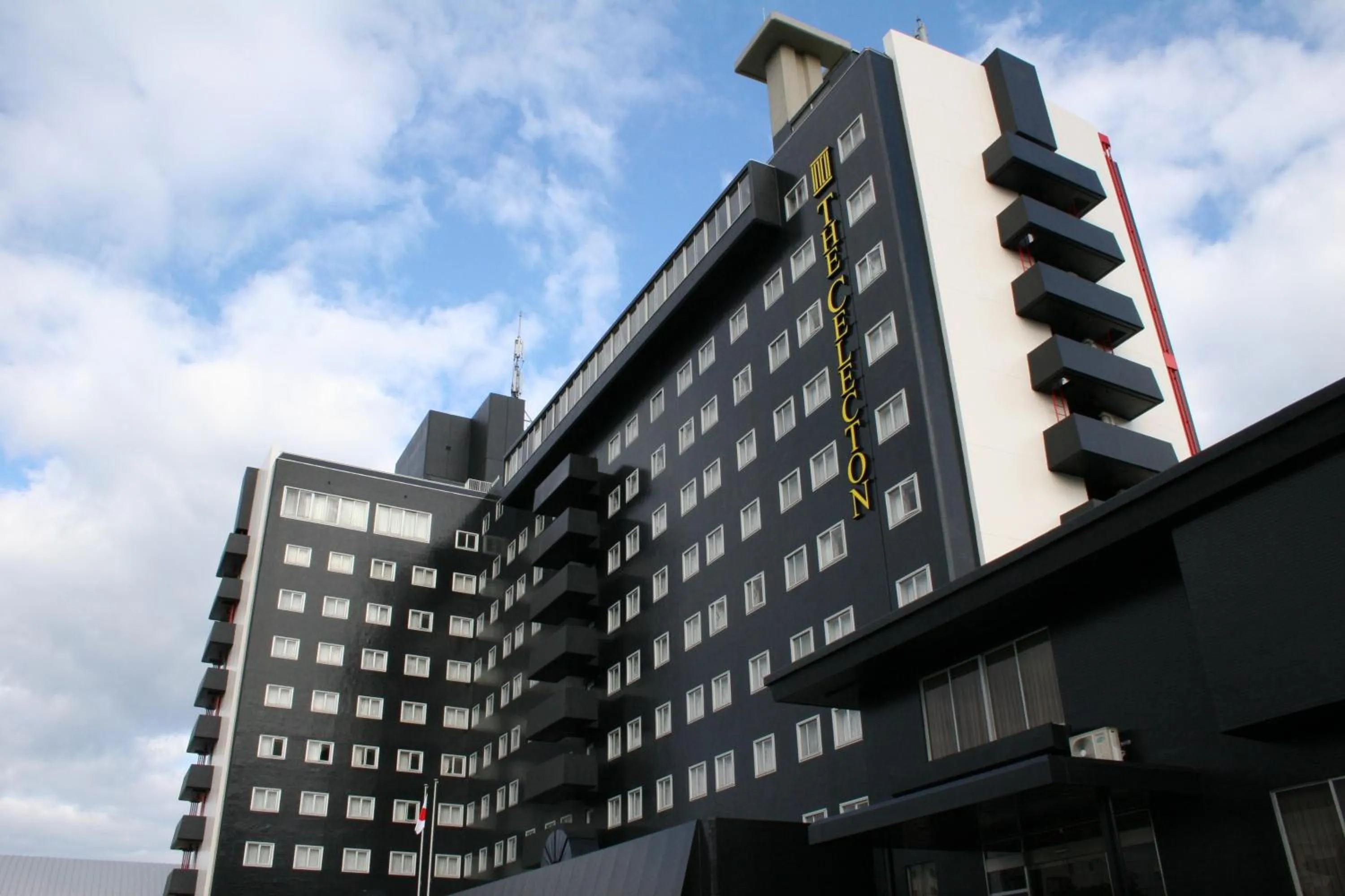 Facade/entrance in Okura Hotel Takamatsu