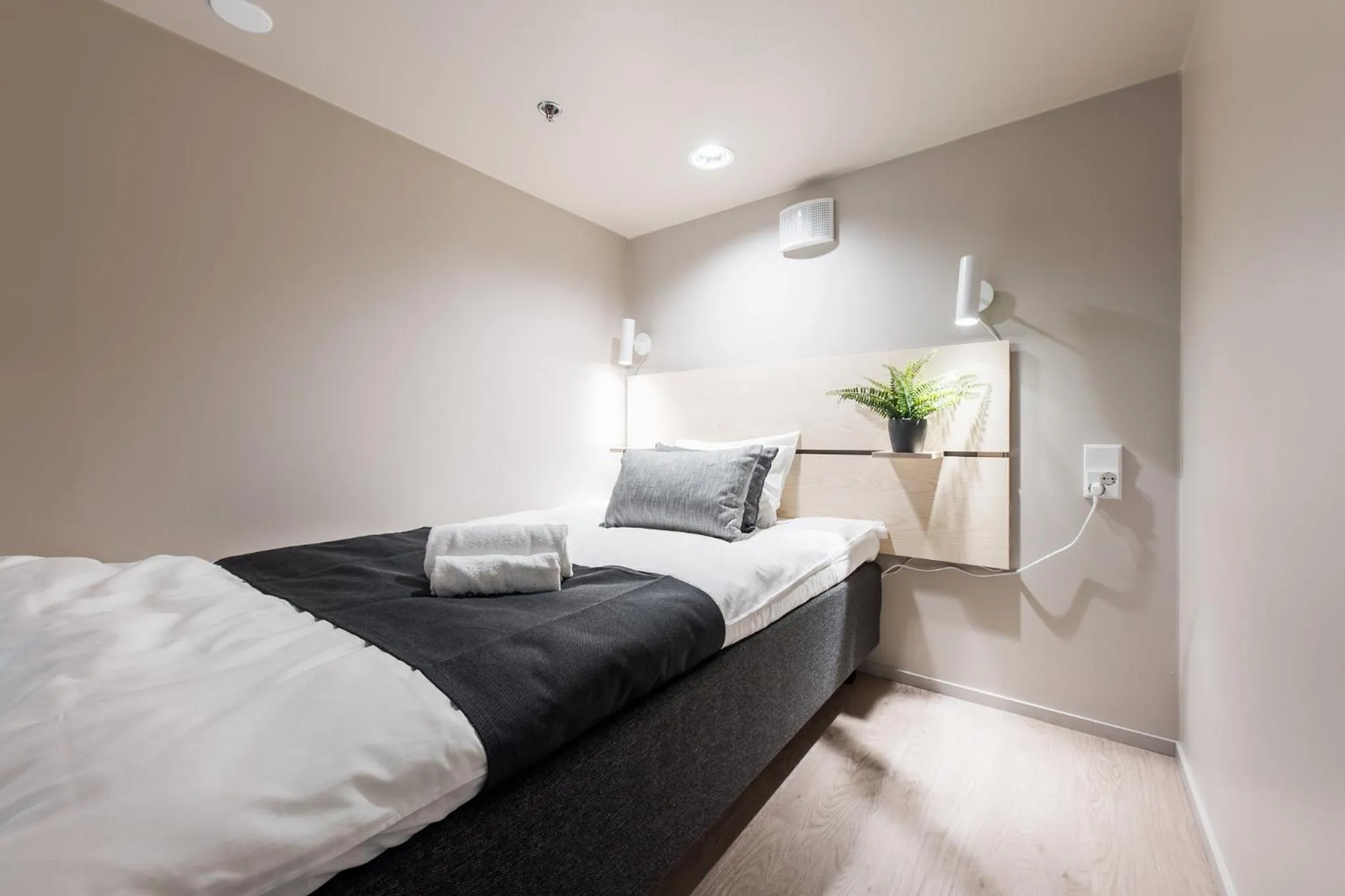 Bedroom, Bed in Forenom Aparthotel Vantaa Tikkurila