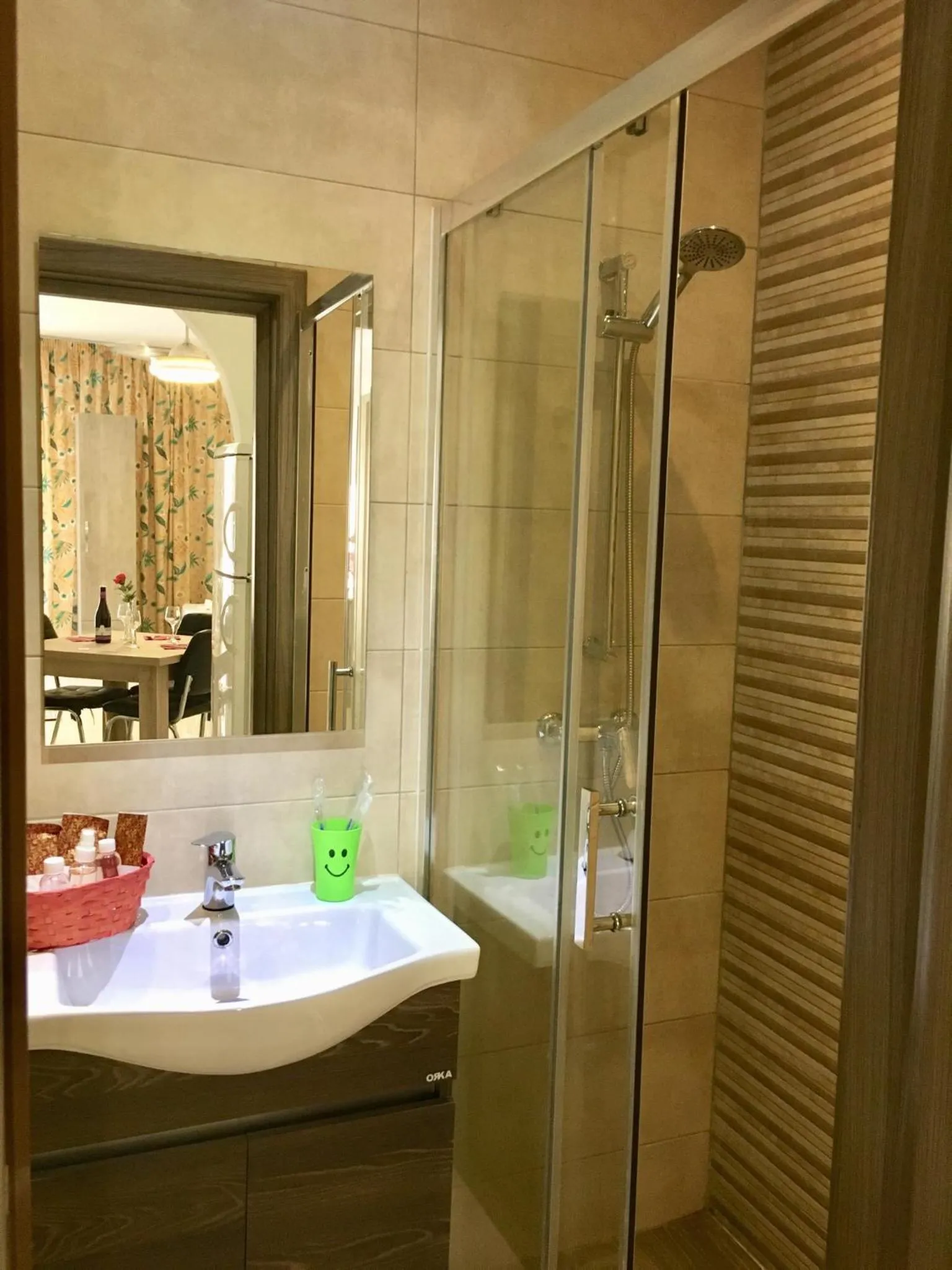 Shower in For Rest Aparthotel