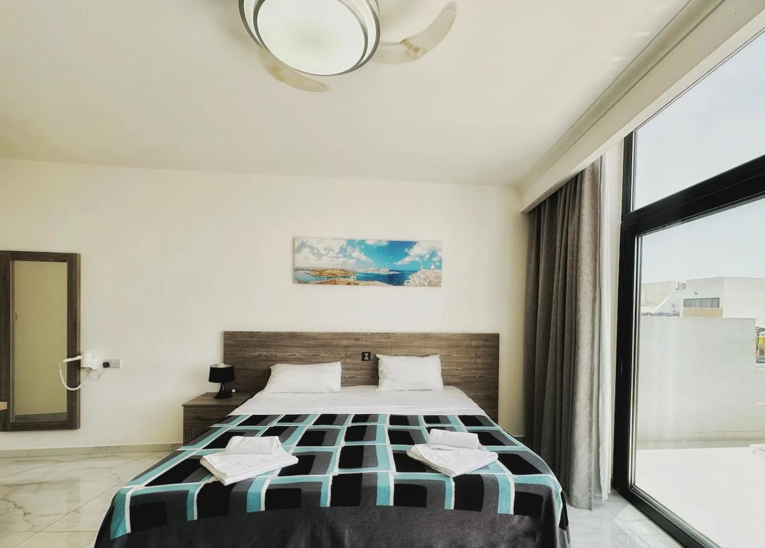 Bed in For Rest Aparthotel