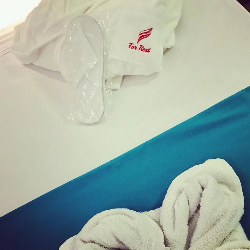 Bed in For Rest Aparthotel