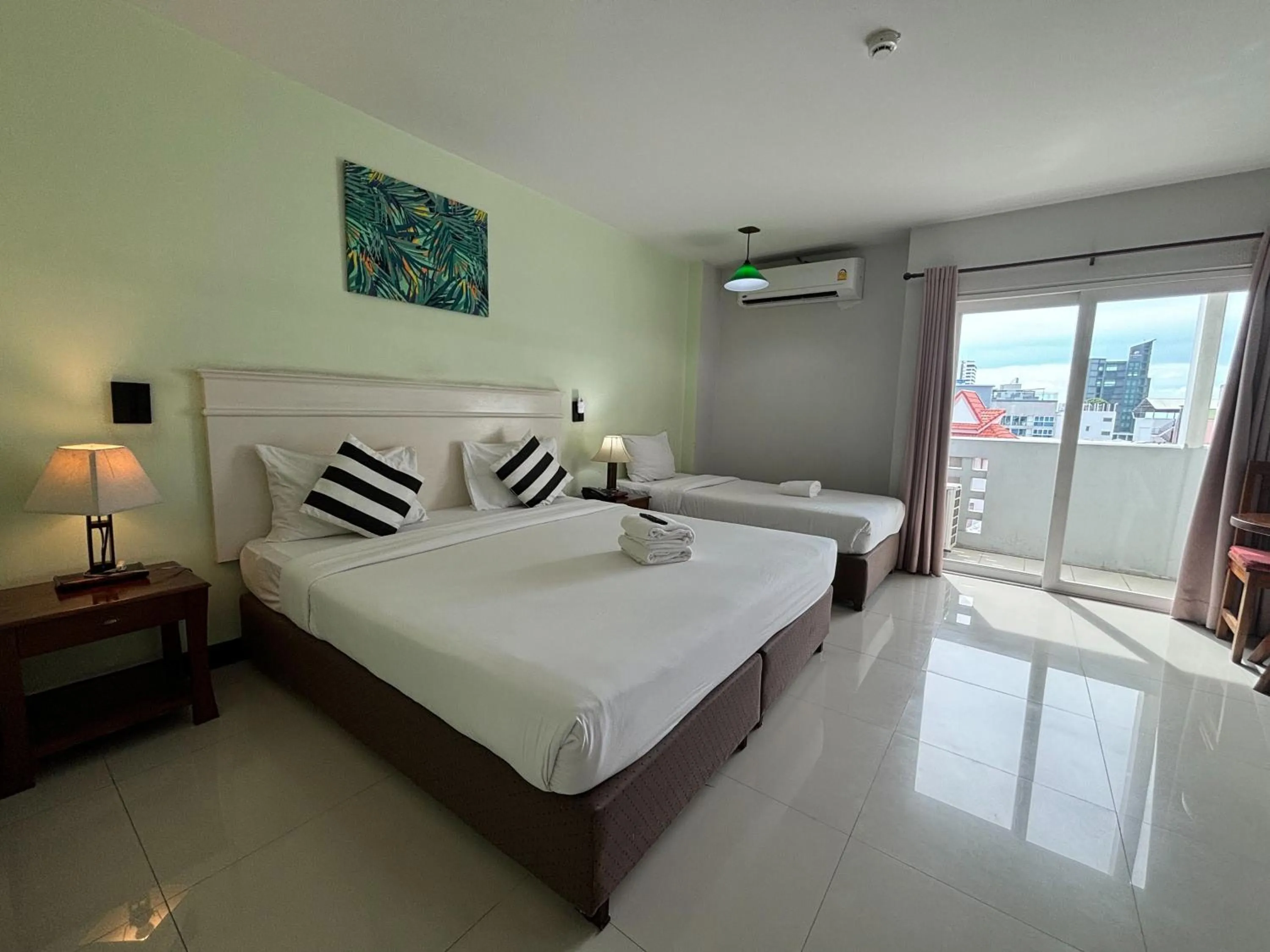 Bed in Sutus Court 1