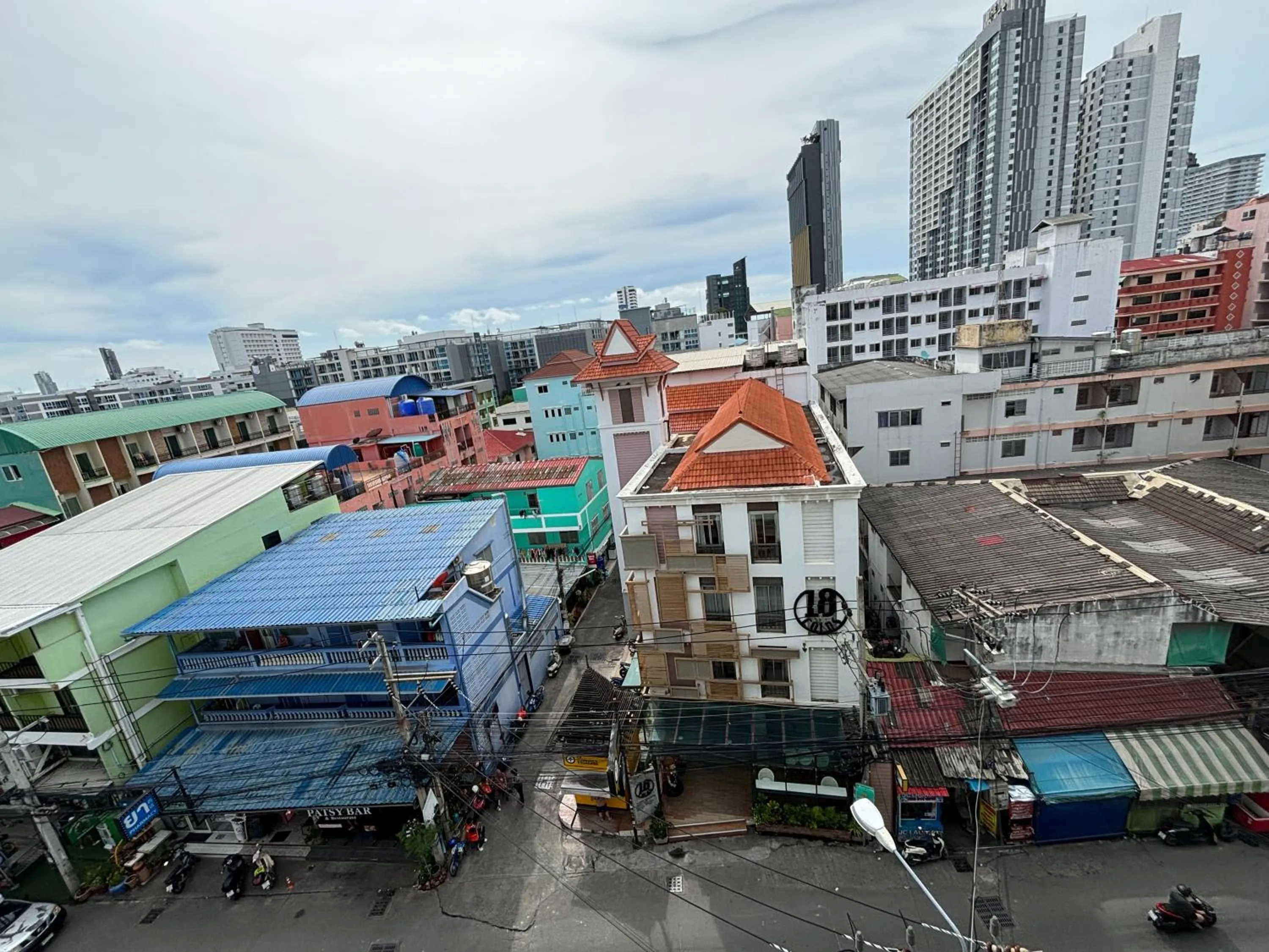 City view in Sutus Court 1