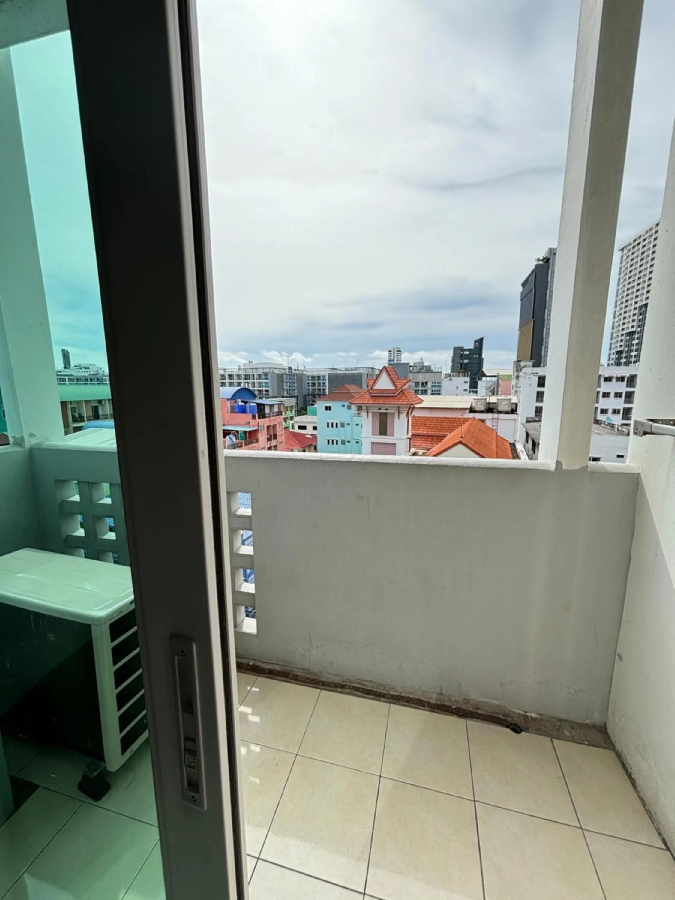 City view in Sutus Court 1